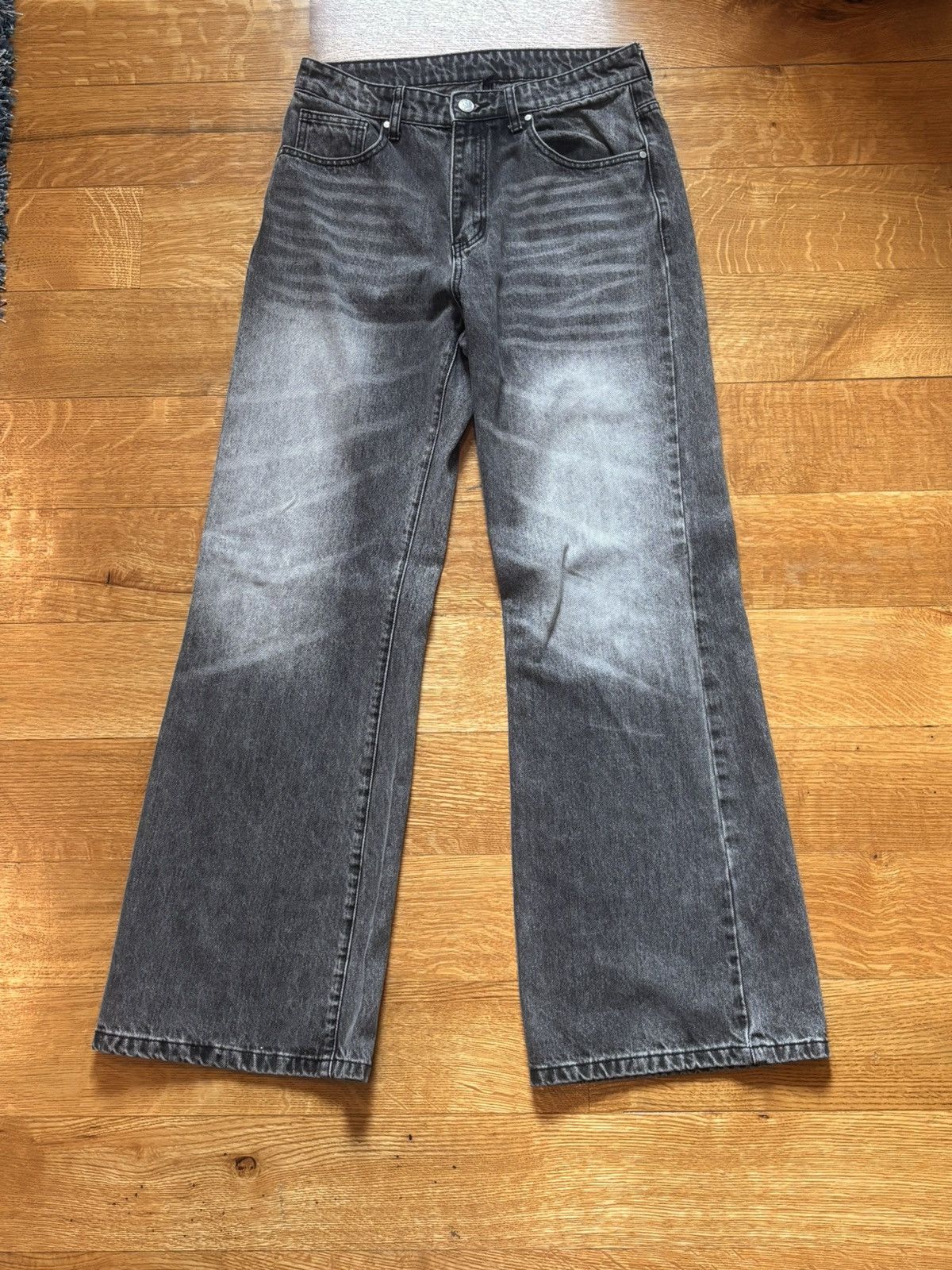 basketcase gallery Basketcase Gallery LAX flare denim / Light Wash 