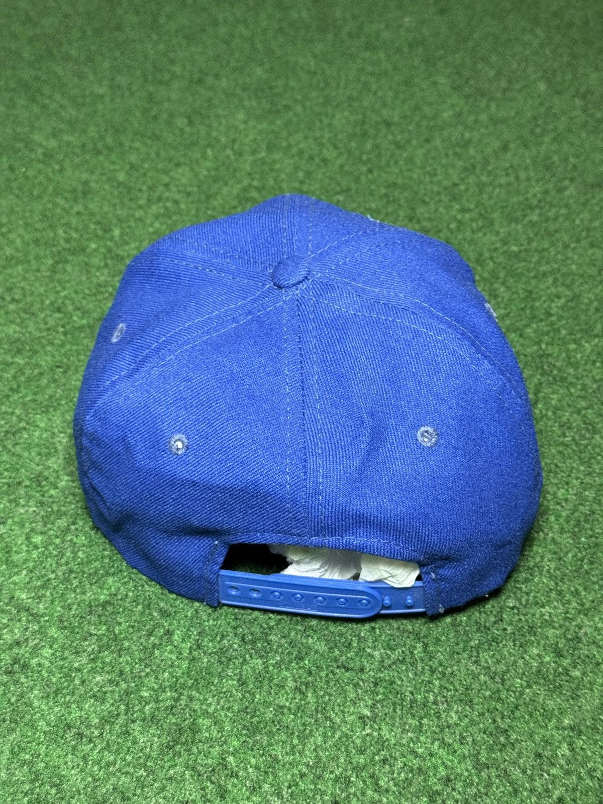 Sports Specialties Vintage 80s Seattle Seahawks Script SnapBack Hat Cap Size ONE SIZE - 3 Thumbnail