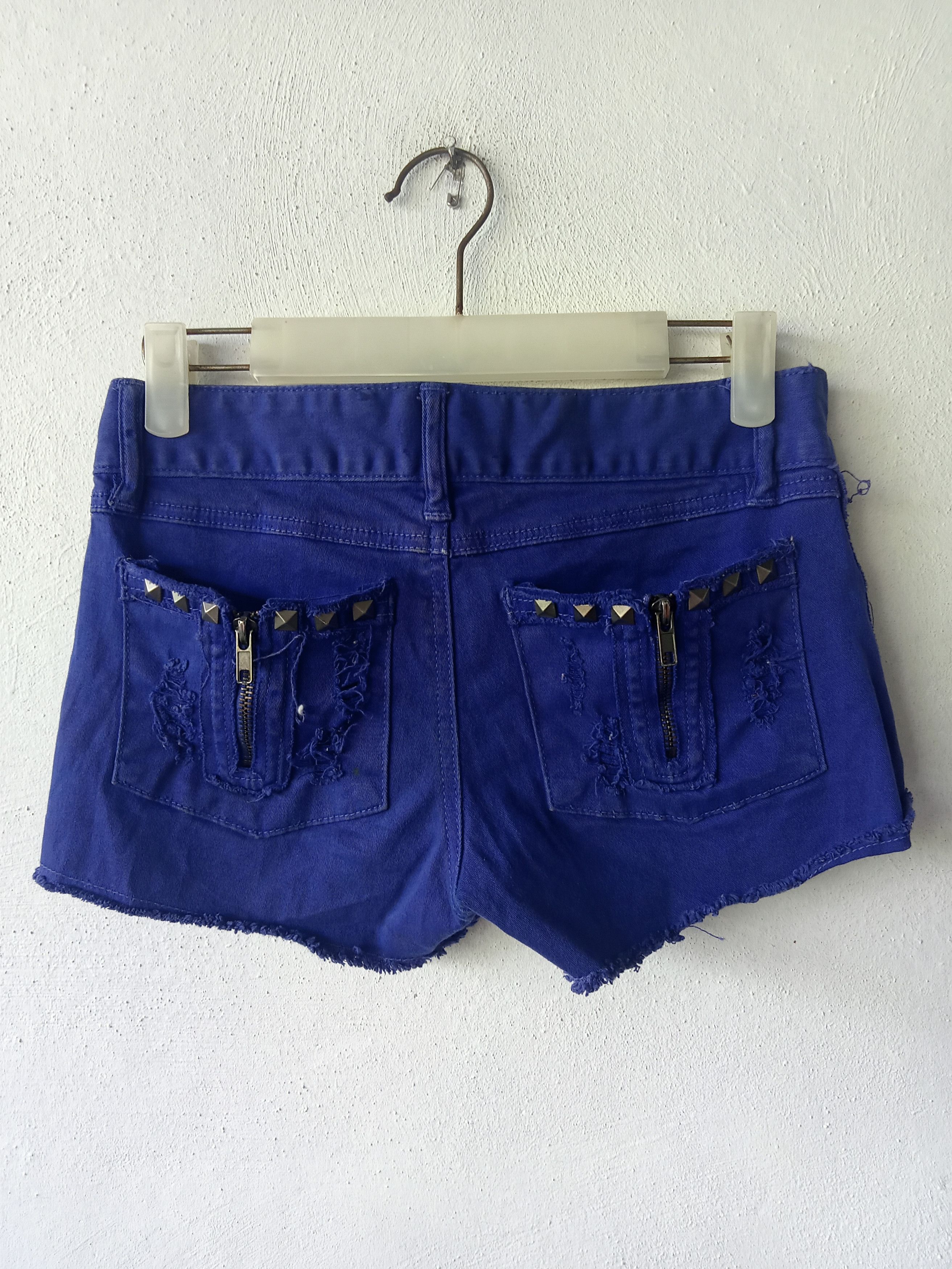 Japanese Brand Ghost of Harlem Distressed Ripped Studbutton Short Pants Size 26" / US 2 / IT 38 - 5 Thumbnail