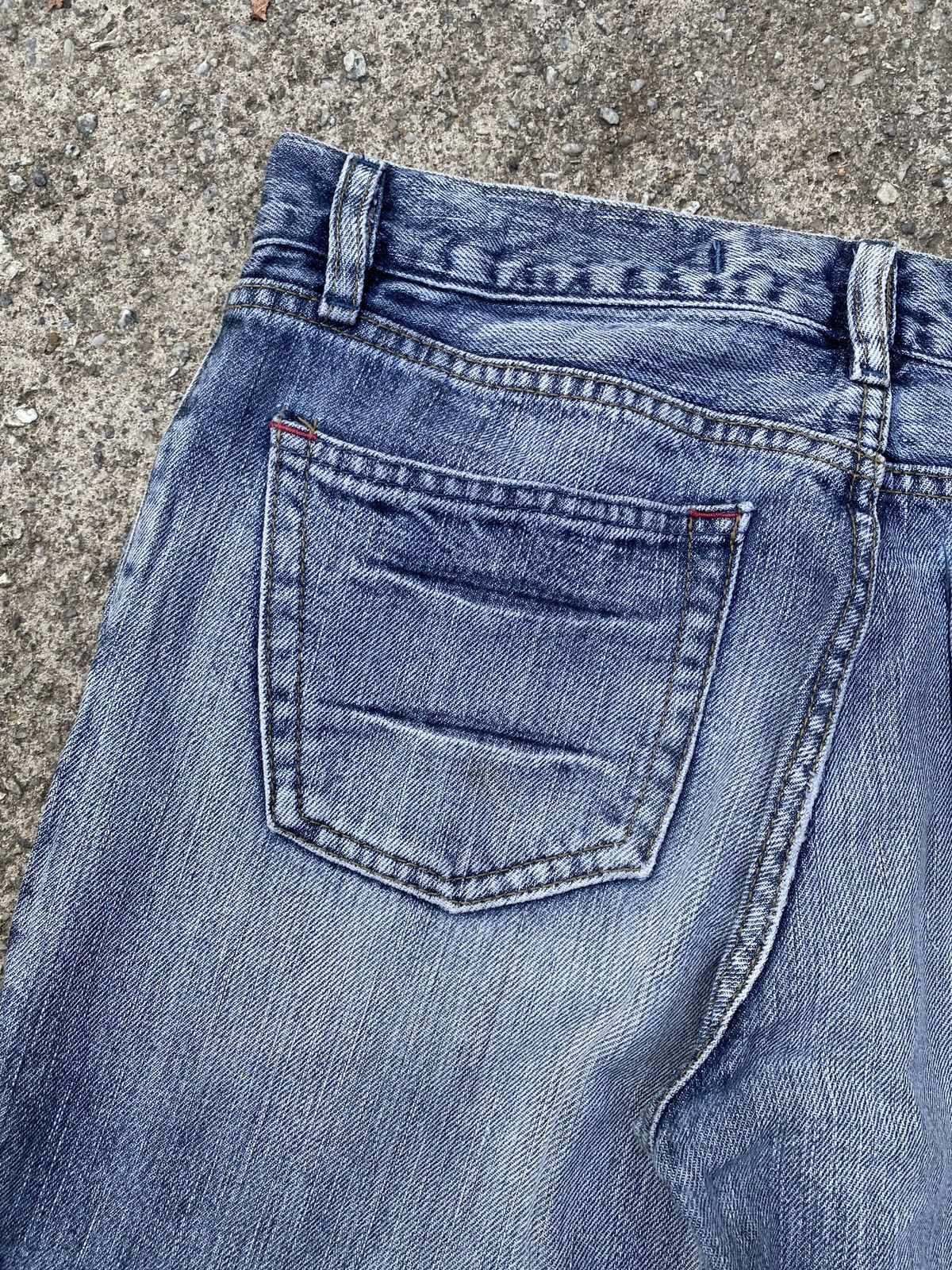 Diesel Vintage 90’s Diesel Industry Open Logo Back Pocket Jeans Size US 30 / EU 46 - 12 Thumbnail