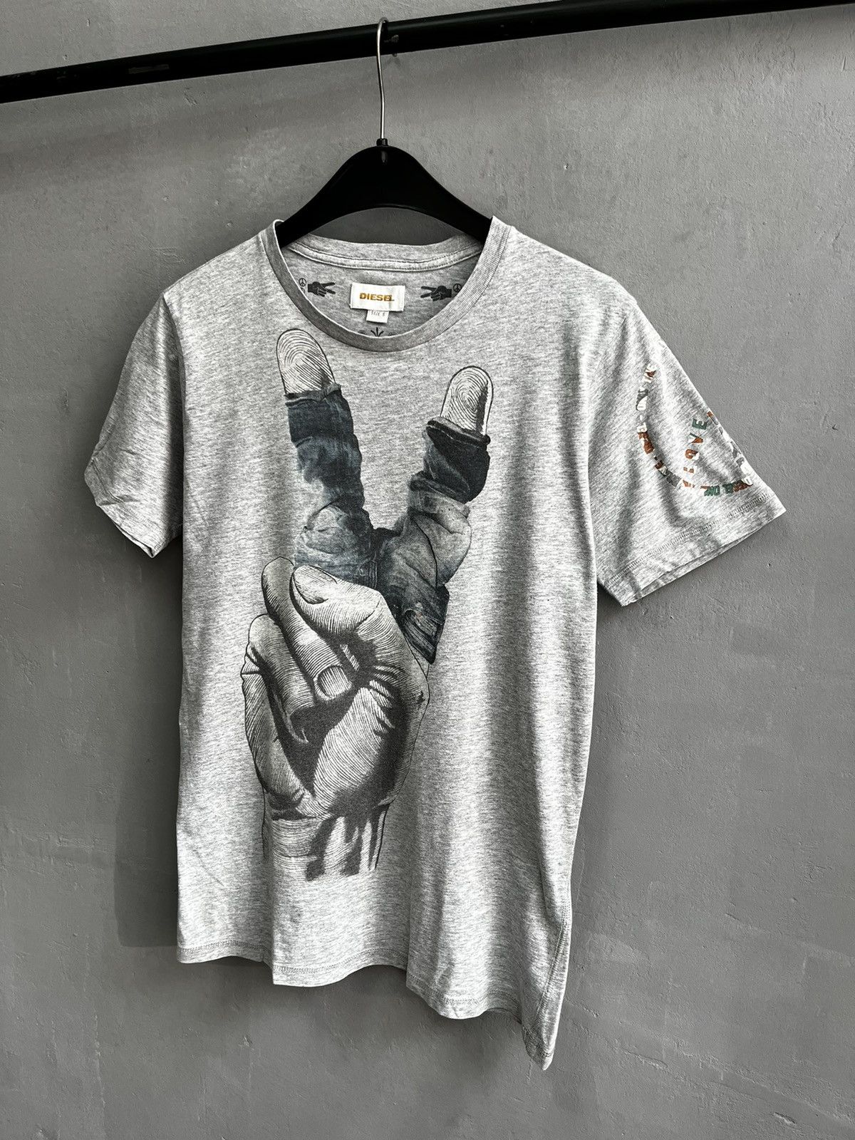 Diesel × Vintage Diesel t shirt love Size US S / EU 44-46 / 1 - 1 Thumbnail
