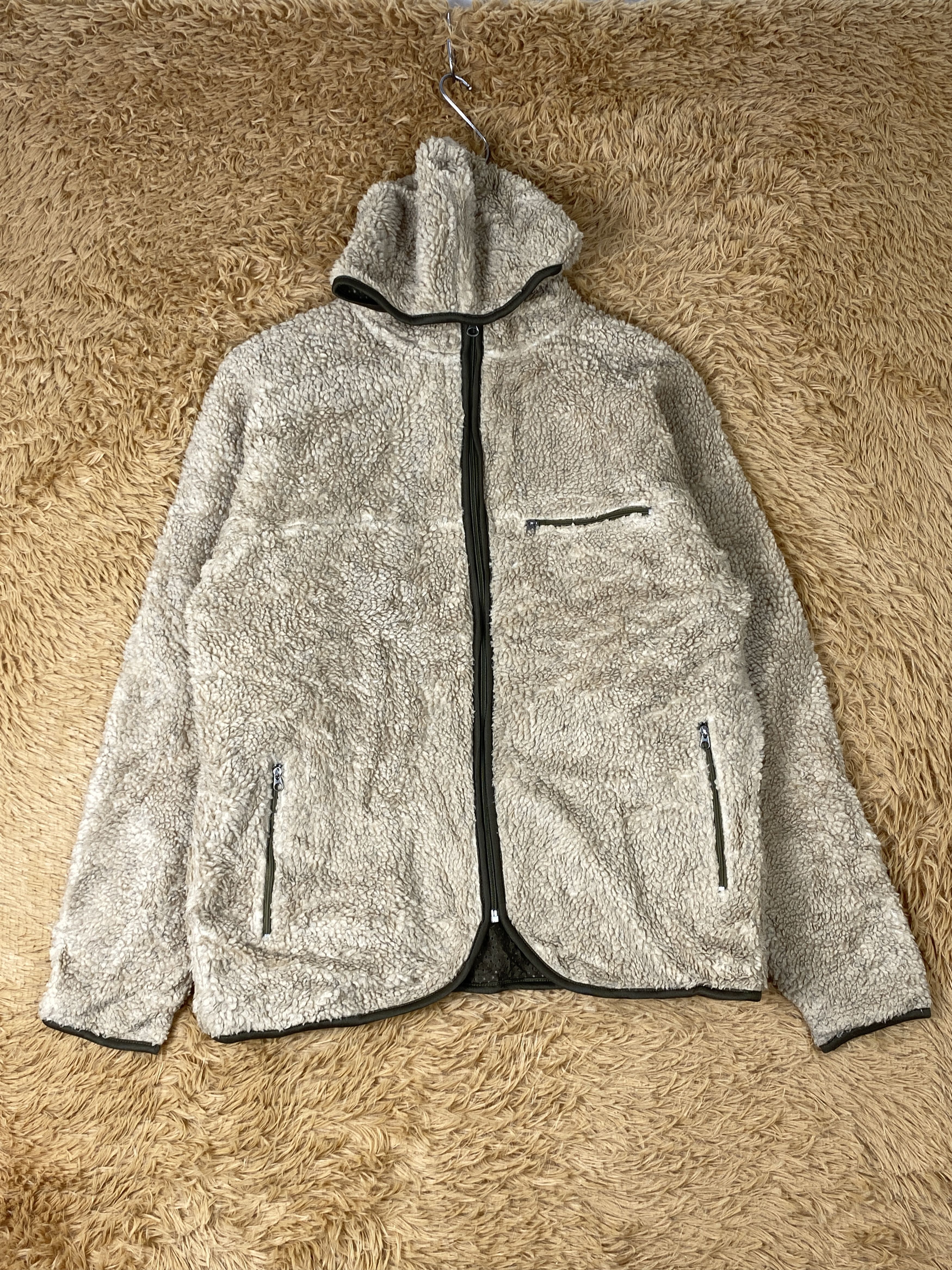 Japanese Brand Vintage Crazy Doll Hoodie Fleece Jacket J1875 Size US S / EU 44-46 / 1 - 1 Thumbnail