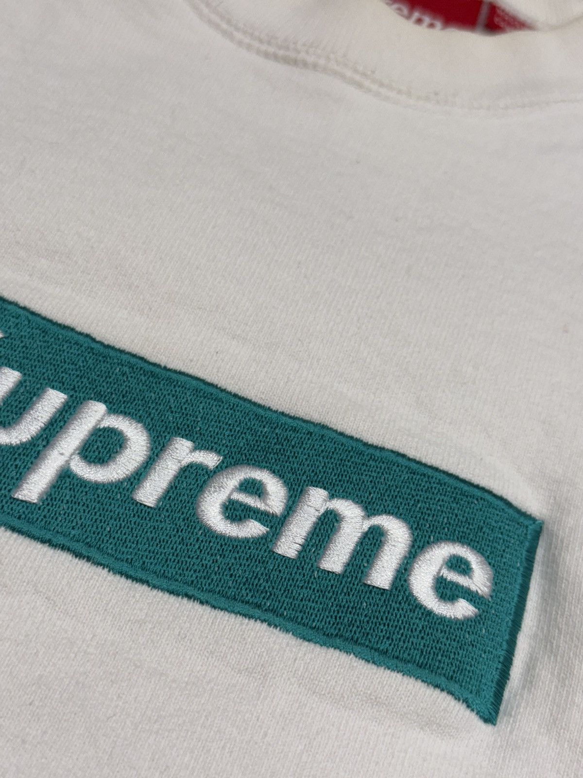 Supreme Supreme 2006 Teal on White Box Logo Crewneck Sweatshirt Size US L / EU 52-54 / 3 - 6 Thumbnail