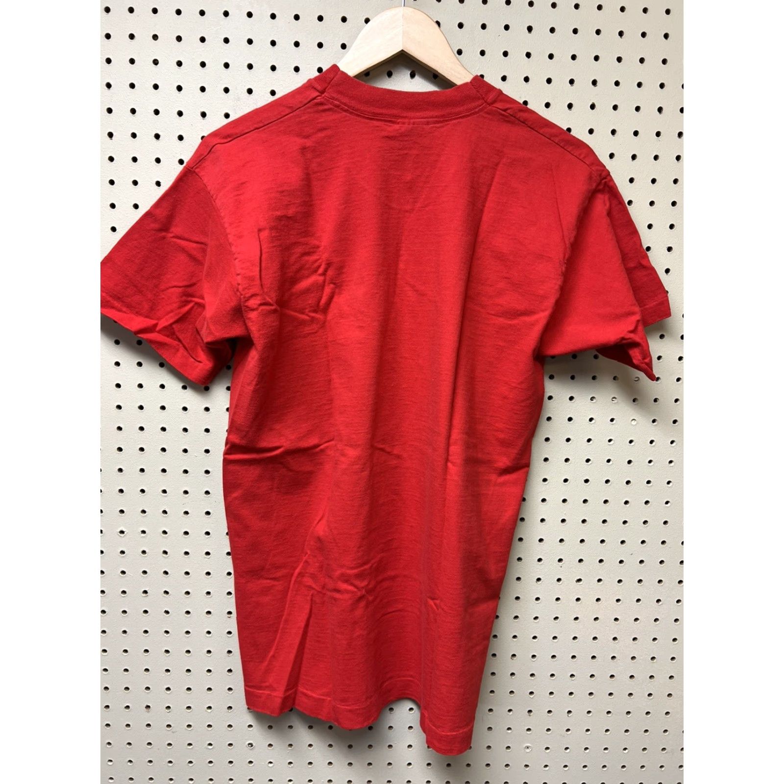 Fruit Of The Loom VINTAGE Fruit of the Loom Shirt 90s Mall of America Red Single Stitch T-Shirt Size L Mens Size US L / EU 52-54 / 3 - 2 Thumbnail