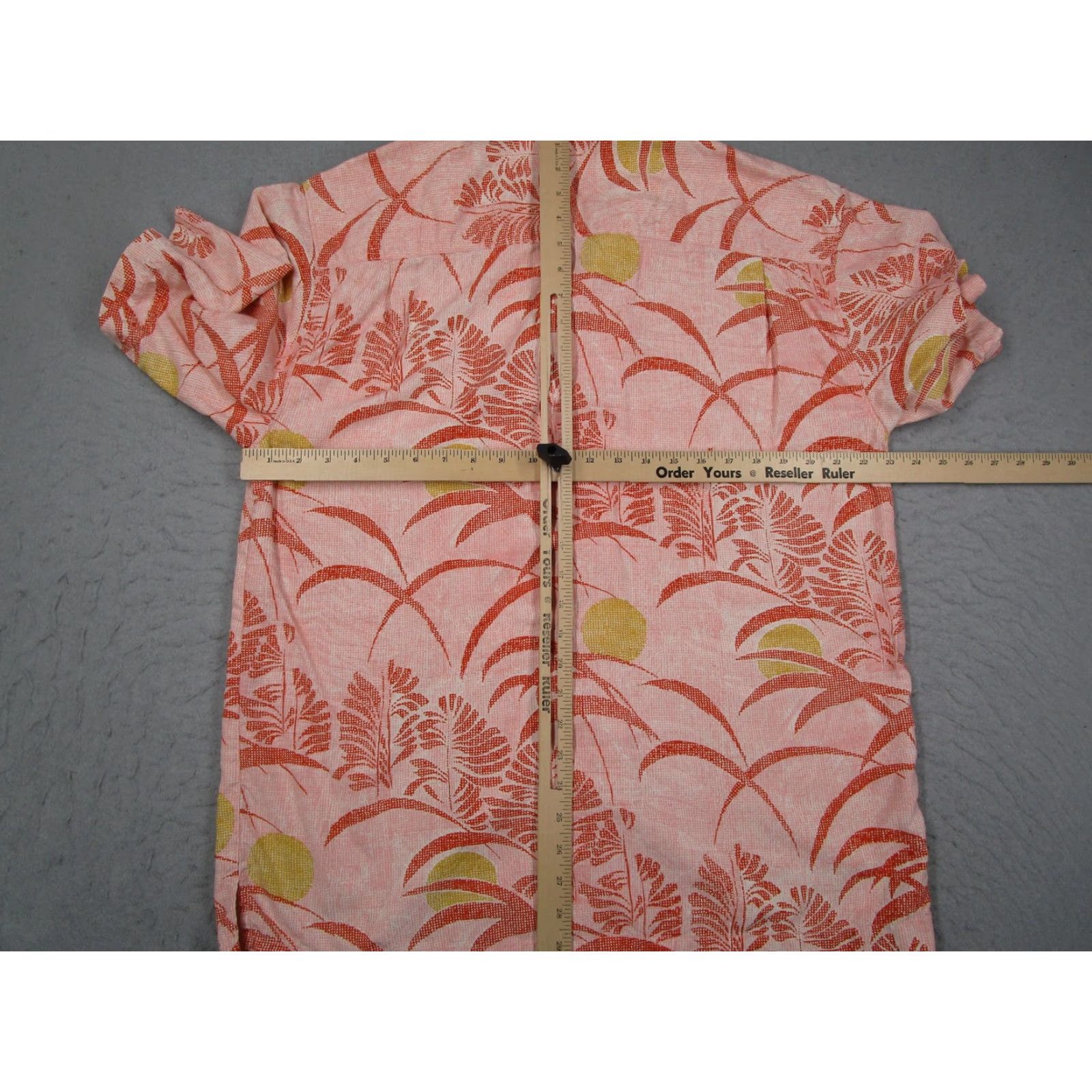 Tommy Bahama Tommy Bahama Shirt Mens L Pink Red Silk Hawaiian Camp Button Up Loop Collar Size US L / EU 52-54 / 3 - 5 Thumbnail