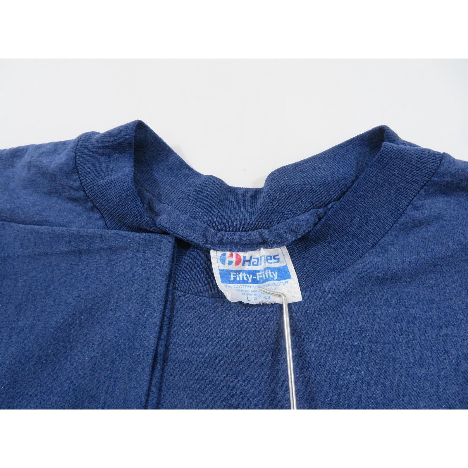 Hanes Hanes T-Shirt, Plain Blank Cropped, Navy Blue Sz L 1980s Size US L / EU 52-54 / 3 - 3 Thumbnail