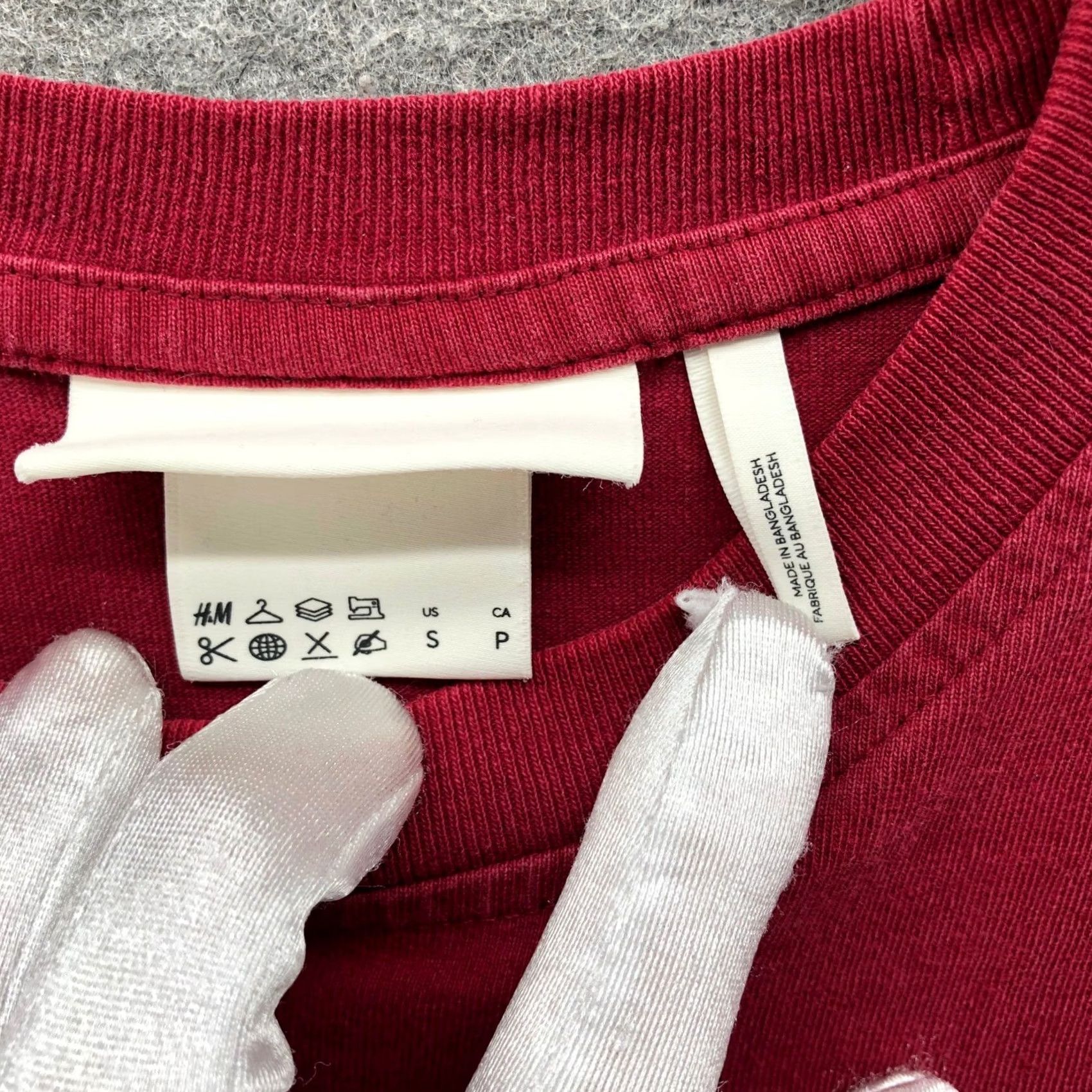 H&M HM Basic T-Shirt Mens S Short Sleeve Crewneck Red Cotton Shirt Mens S Size US S / EU 44-46 / 1 - 5 Thumbnail
