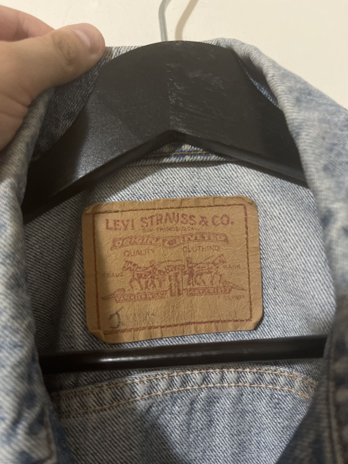 Japanese Brand × Levi's × Vintage Vintage made in Canada 90’s Levi’s denim jacket Size US M / EU 48-50 / 2 - 3 Thumbnail