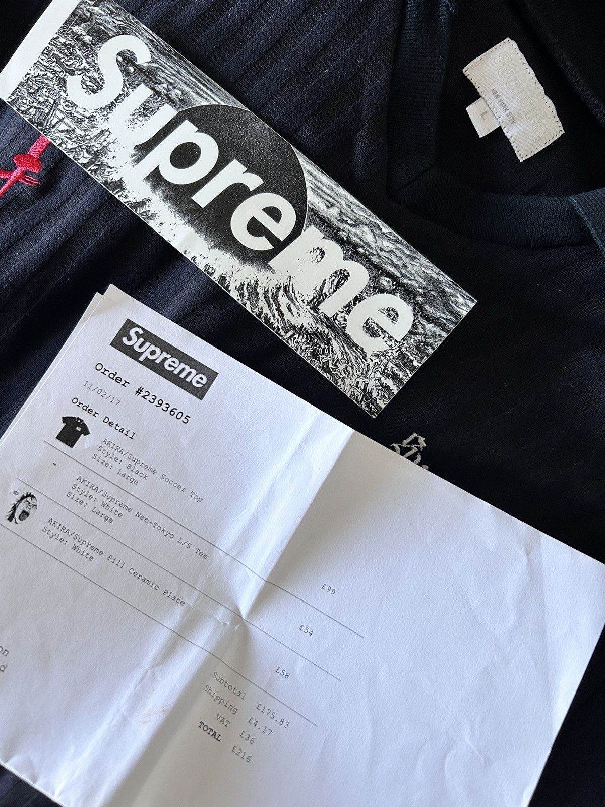 Supreme Supreme akira soccer top FW17 | Grailed
