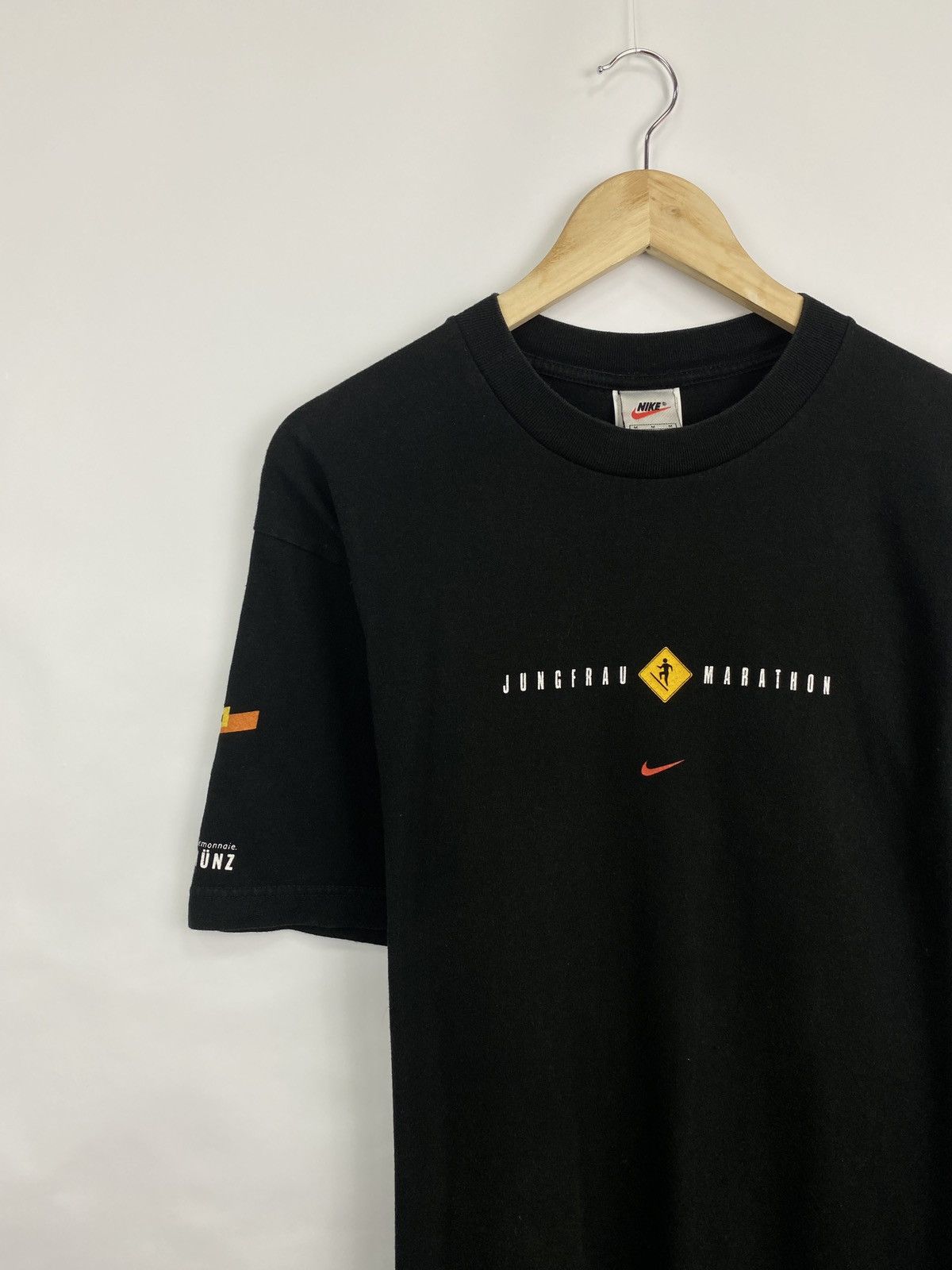 Nike 🇨🇭Vintage 1998 Nike Jungfrau Marathon T-shirt Rare Retro Hype Size US M / EU 48-50 / 2 - 3 Thumbnail