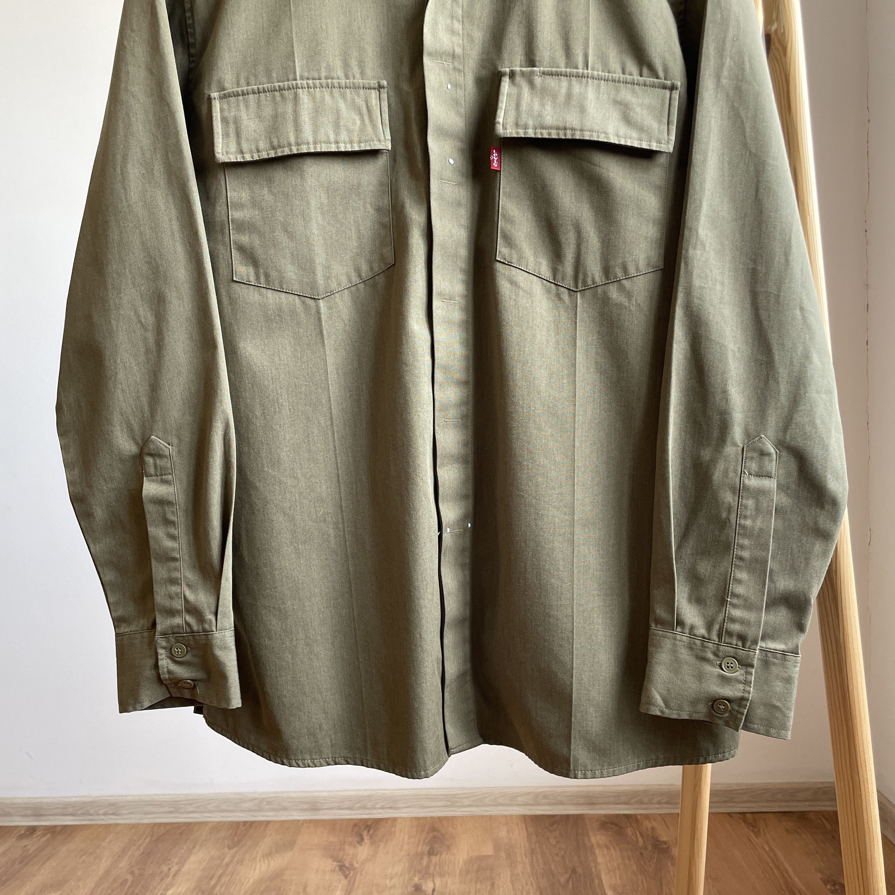 Levi's Levi's Sta-Prest Vintage Military Camp Collar Shirt Size L Size US L / EU 52-54 / 3 - 5 Thumbnail
