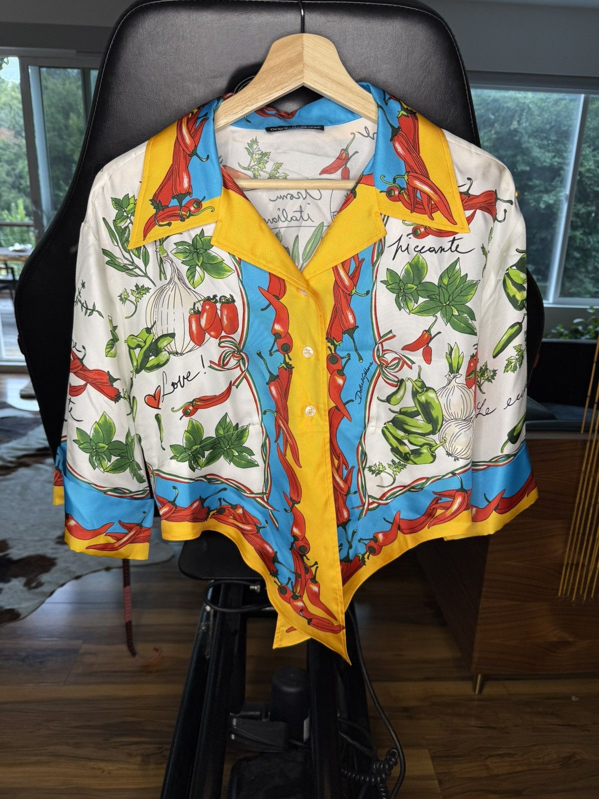 Dolce & Gabbana Dolce & Gabbana silk tie crop top blouse Size XS / US 0-2 / IT 36-38 - 1 Thumbnail