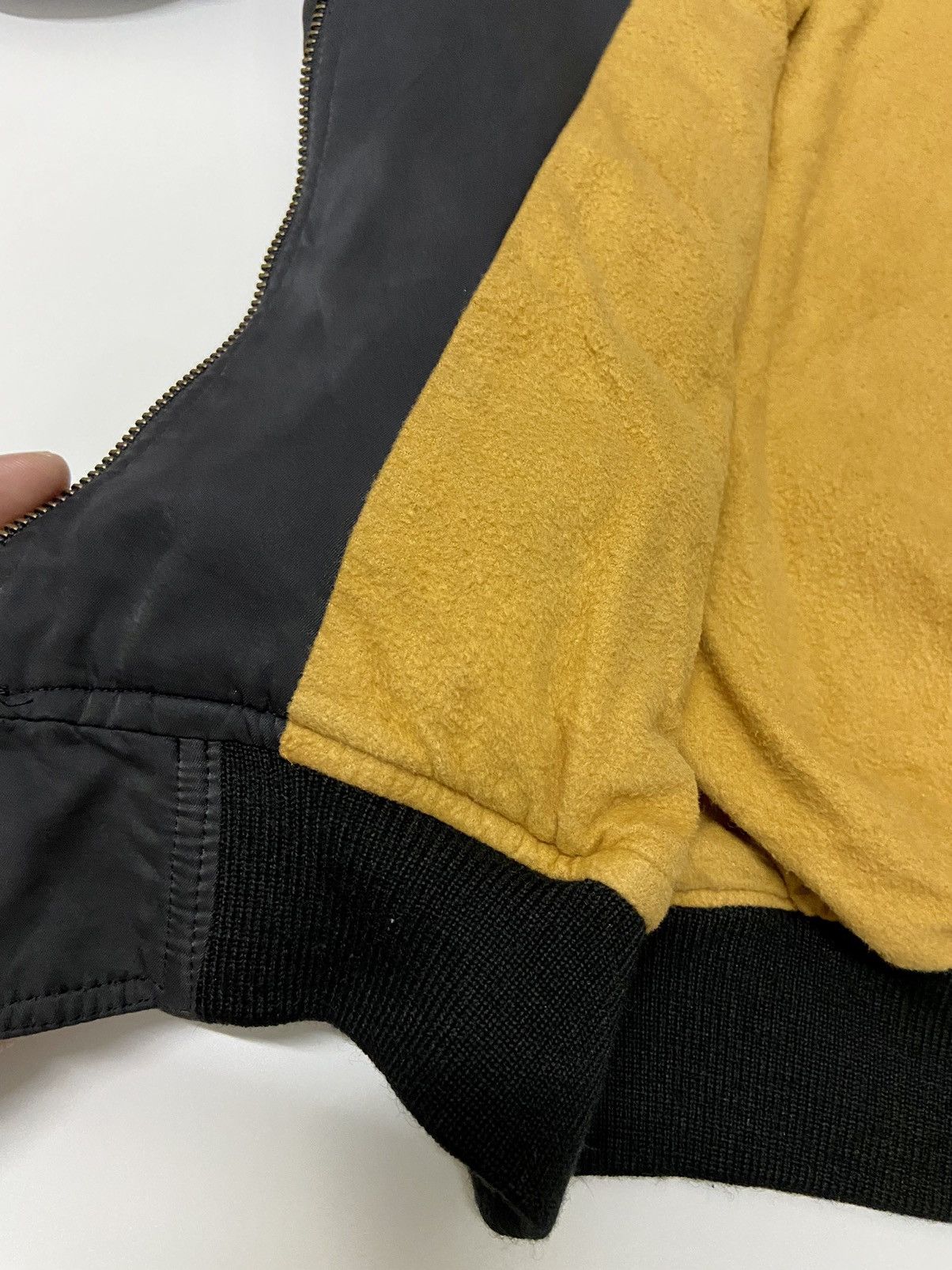 Yves Saint Laurent YVES SAINT LAUREN BOMBER JACKET Size M / US 6-8 / IT 42-44 - 9 Thumbnail
