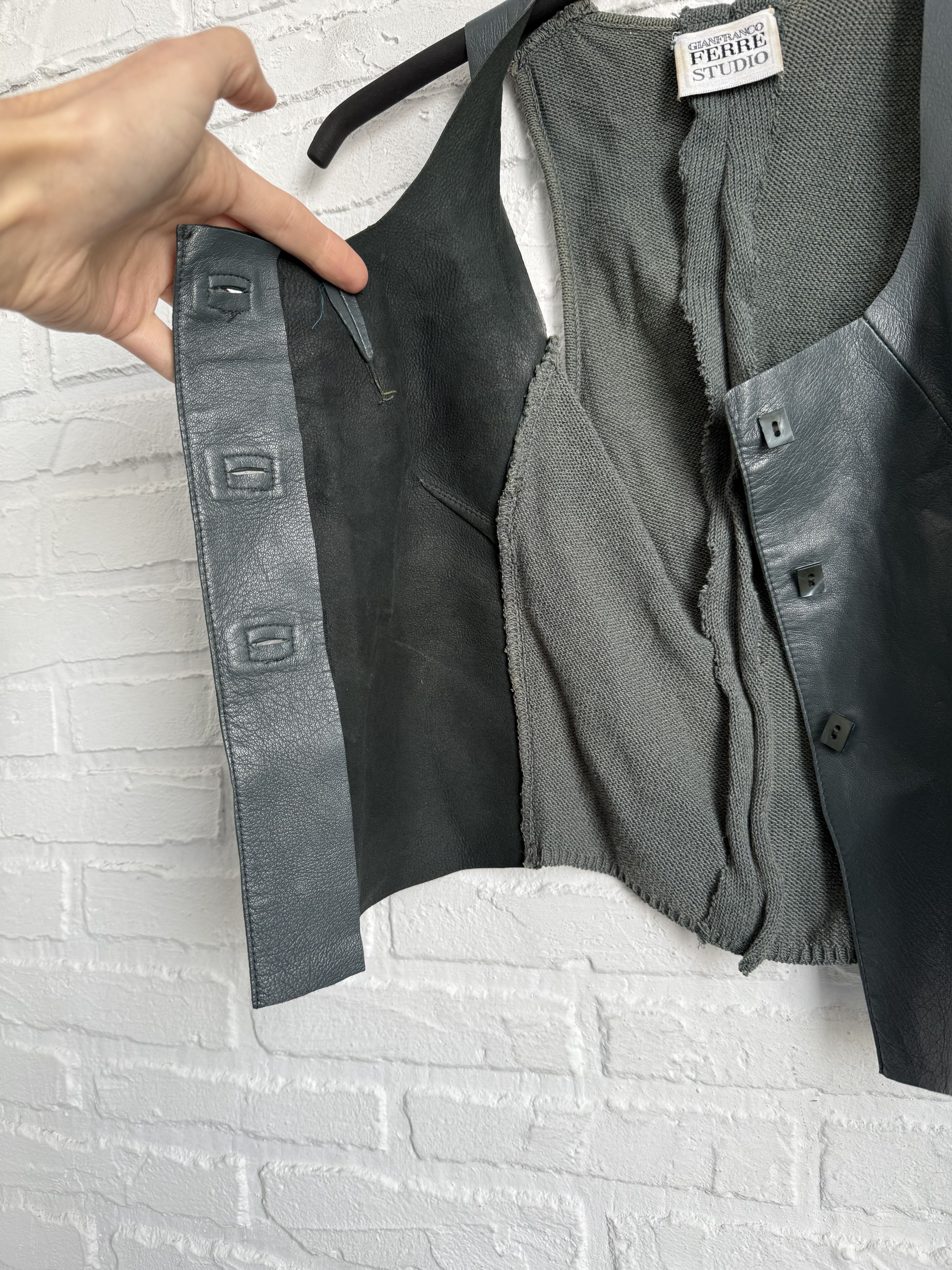 Gianfranco Ferre Archive 90s Gianfranco Ferre Studio leather vest knit back Size S / US 4 / IT 40 - 4 Thumbnail