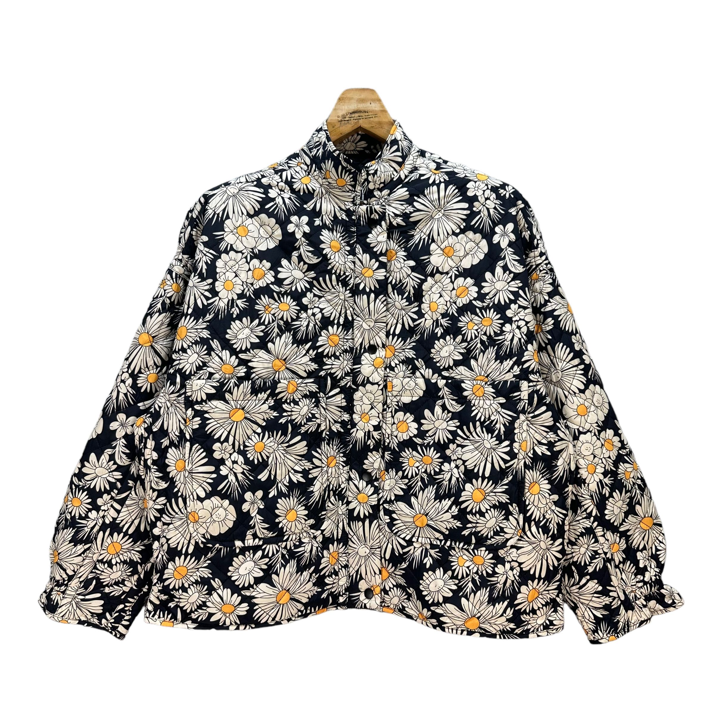 Zara ZARA FLOWERS ALLOVER QUILTED JACKET #8614-017 Size S / US 4 / IT 40 - 1 Thumbnail