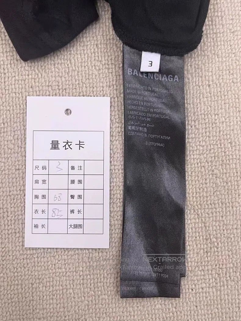 Balenciaga Balenciaga Logo Print Short Sleeve T. Size US M / EU 48-50 / 2 - 4 Thumbnail