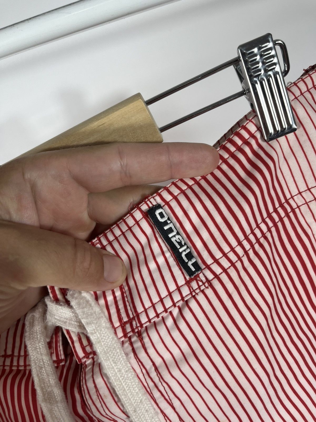 O'Neill O’Neill Red White Striped Board Shorts Size 32 Size US 32 / EU 48 - 6 Thumbnail