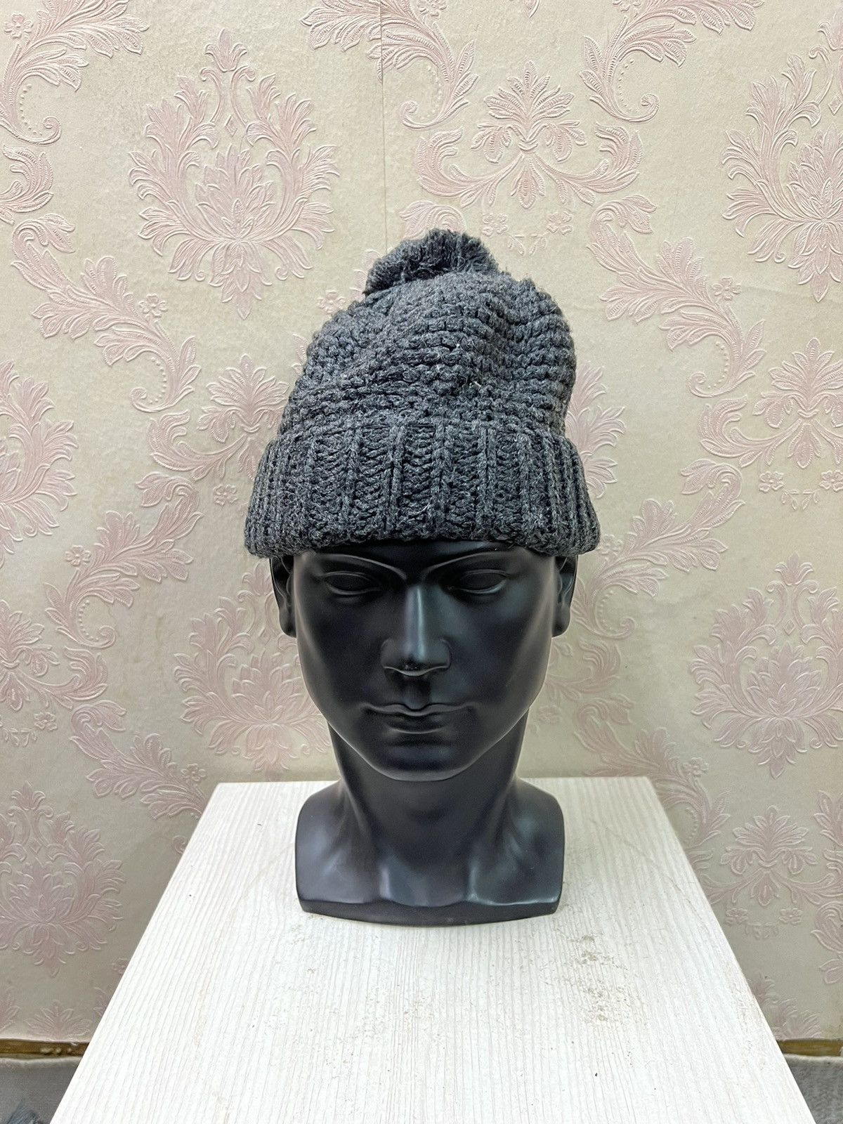 Gap Gap Plain Crochet Beanie Hats Size ONE SIZE - 2 Thumbnail