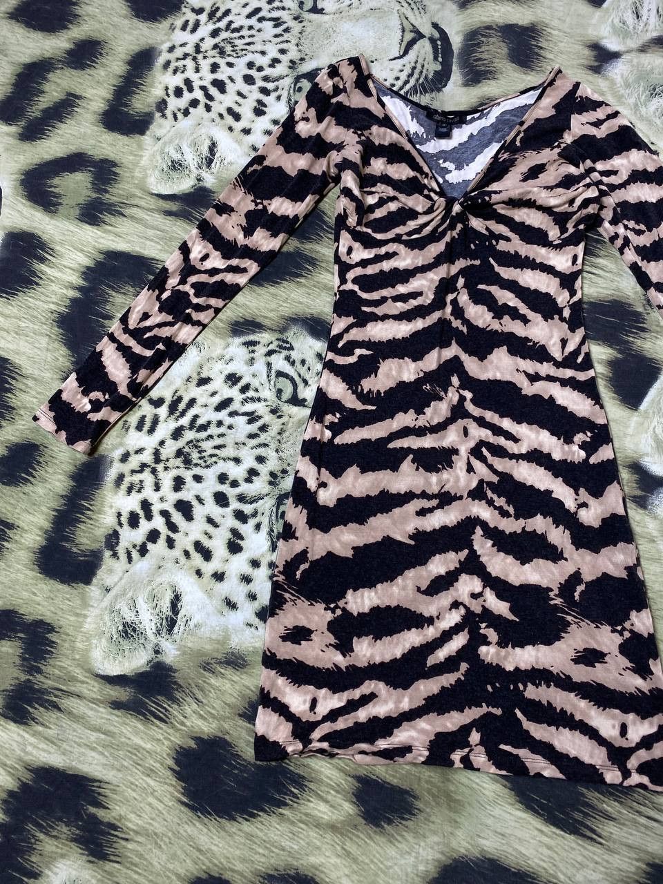 Roberto Cavalli ROBERTO CAVALLI Leopard Animal Print Wrap Dress Size M / US 6-8 / IT 42-44 - 6 Thumbnail