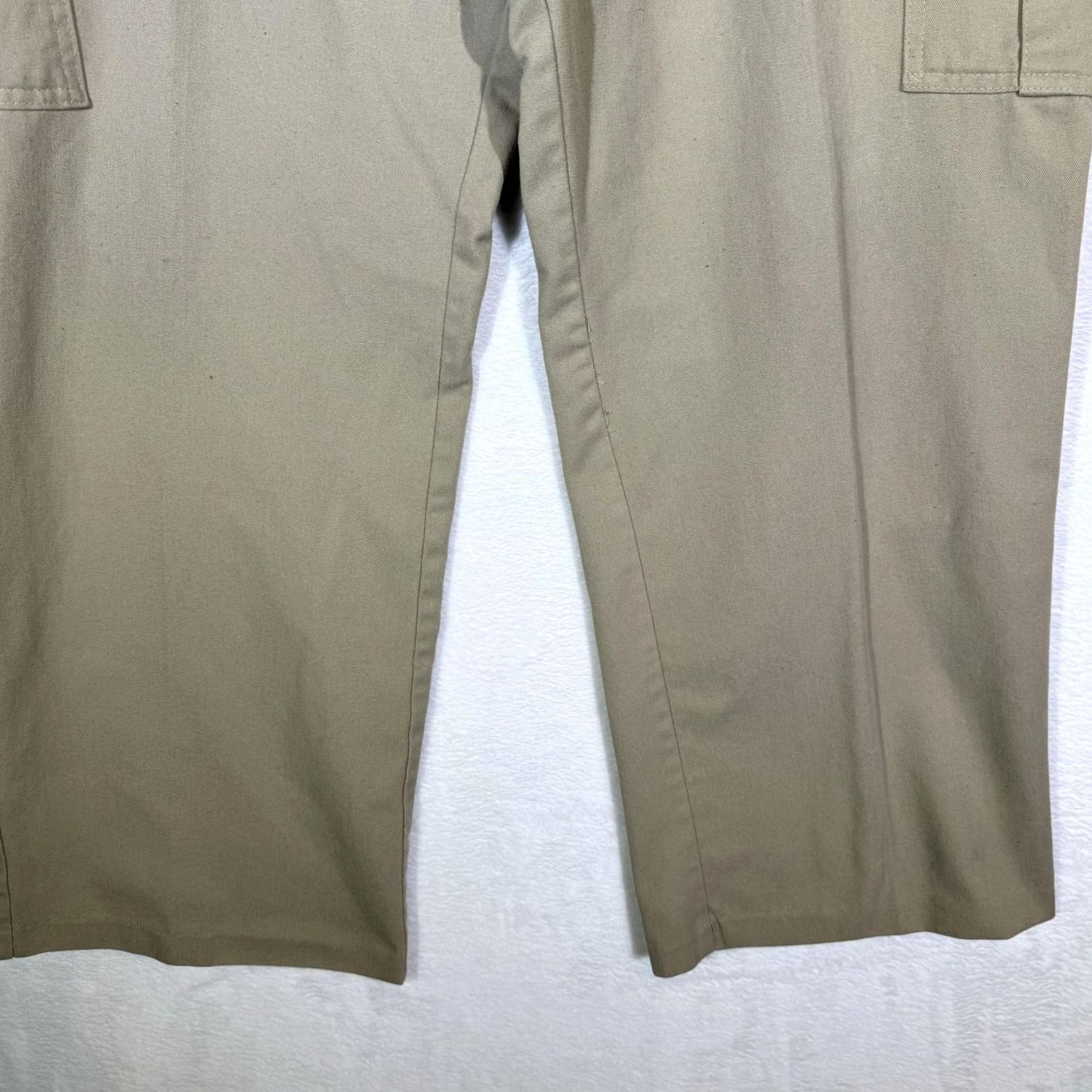 Dickies Dickies Cargo Pants Mens 42x32 Khaki Utility Workwear Pockets Polyester Blend Beige Workwear Dickies Mens Cargo Pants 42x32 Size US 42 / EU 58 - 3 Thumbnail