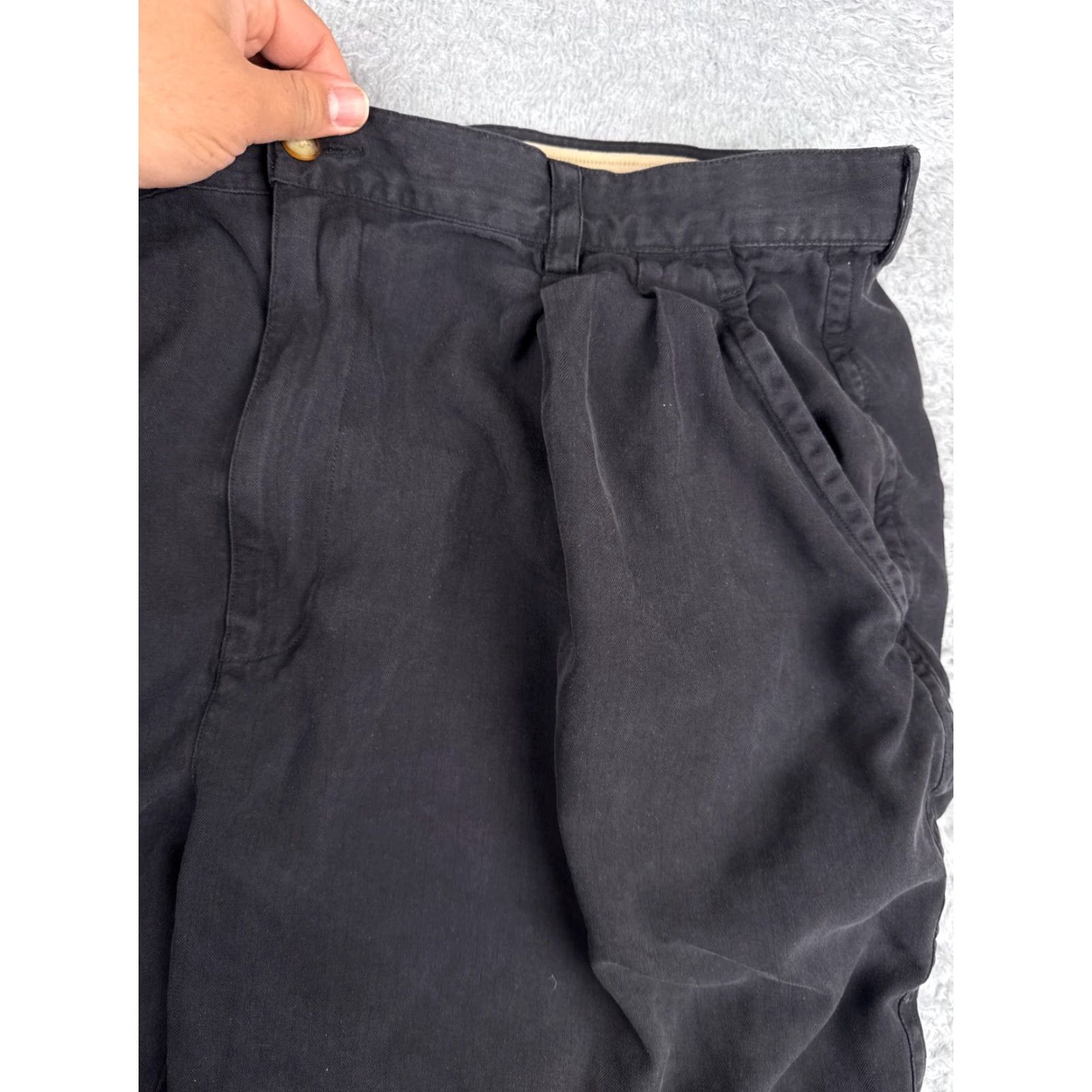 Tommy Bahama VINTAGE not applicable; restructure: "Tommy Bahama Silk Pleated Chino Shorts Men 40 Blue 39x8 Lightweight Beach Casual" Size US 40 / EU 56 - 3 Thumbnail