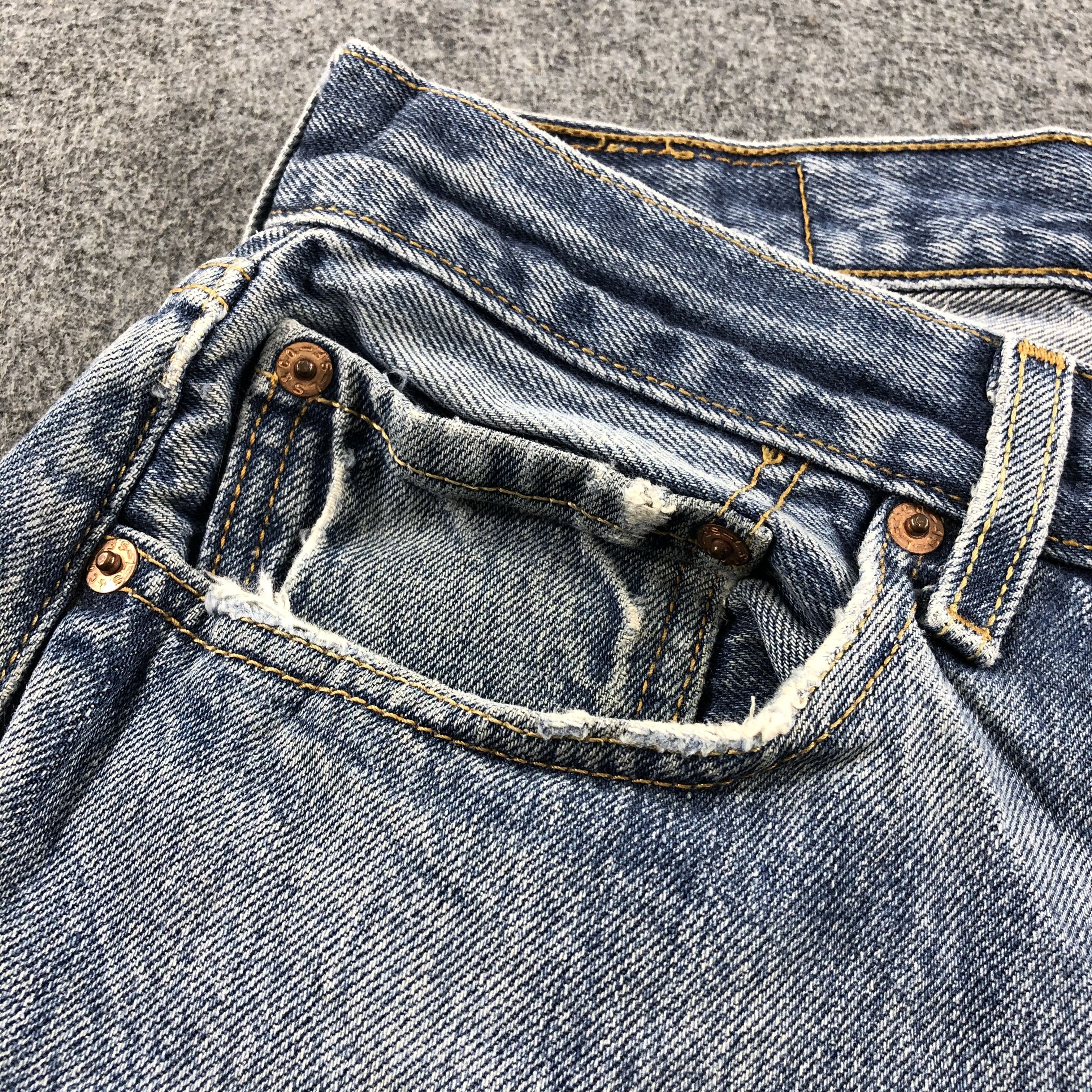 Levi's Vintage Blue Wash Levis 501 Jeans-J2312 Size US 29 - 11 Thumbnail