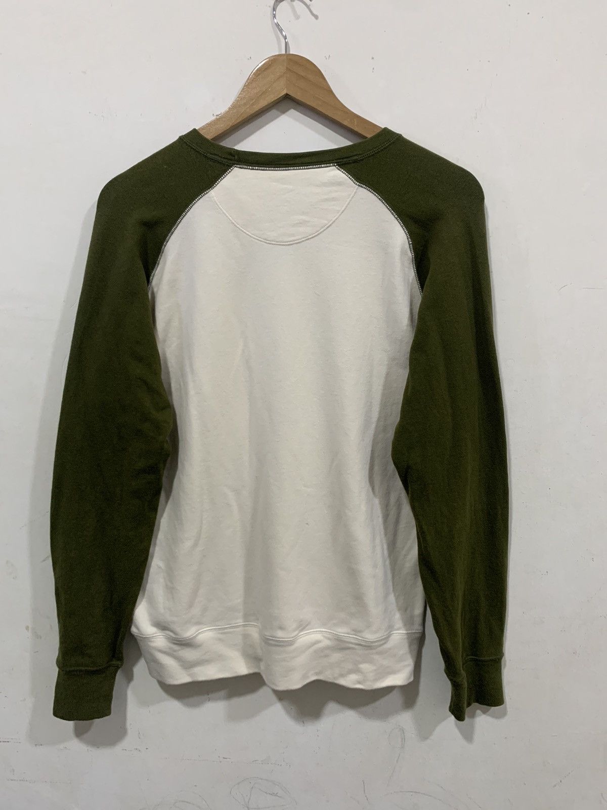 Uniqlo Uniqlo Long Sleeve Medium Size Size US M / EU 48-50 / 2 - 5 Thumbnail