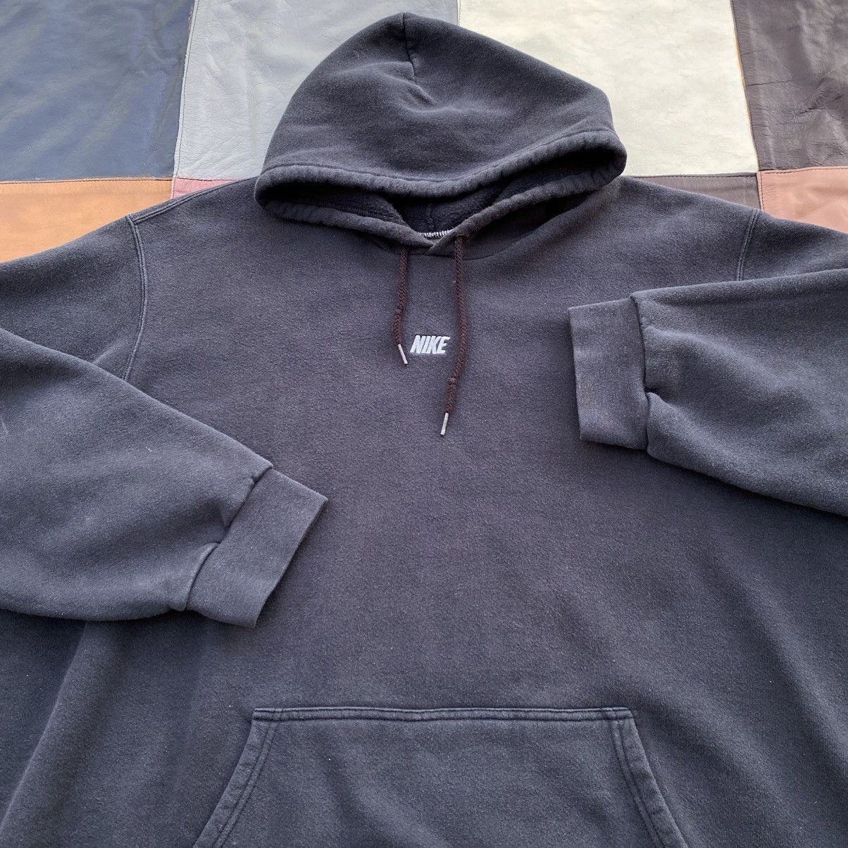 Nike Vintage Black 00’s Nike Center Spellout Hoodie Size US XL / EU 56 / 4 - 2 Thumbnail