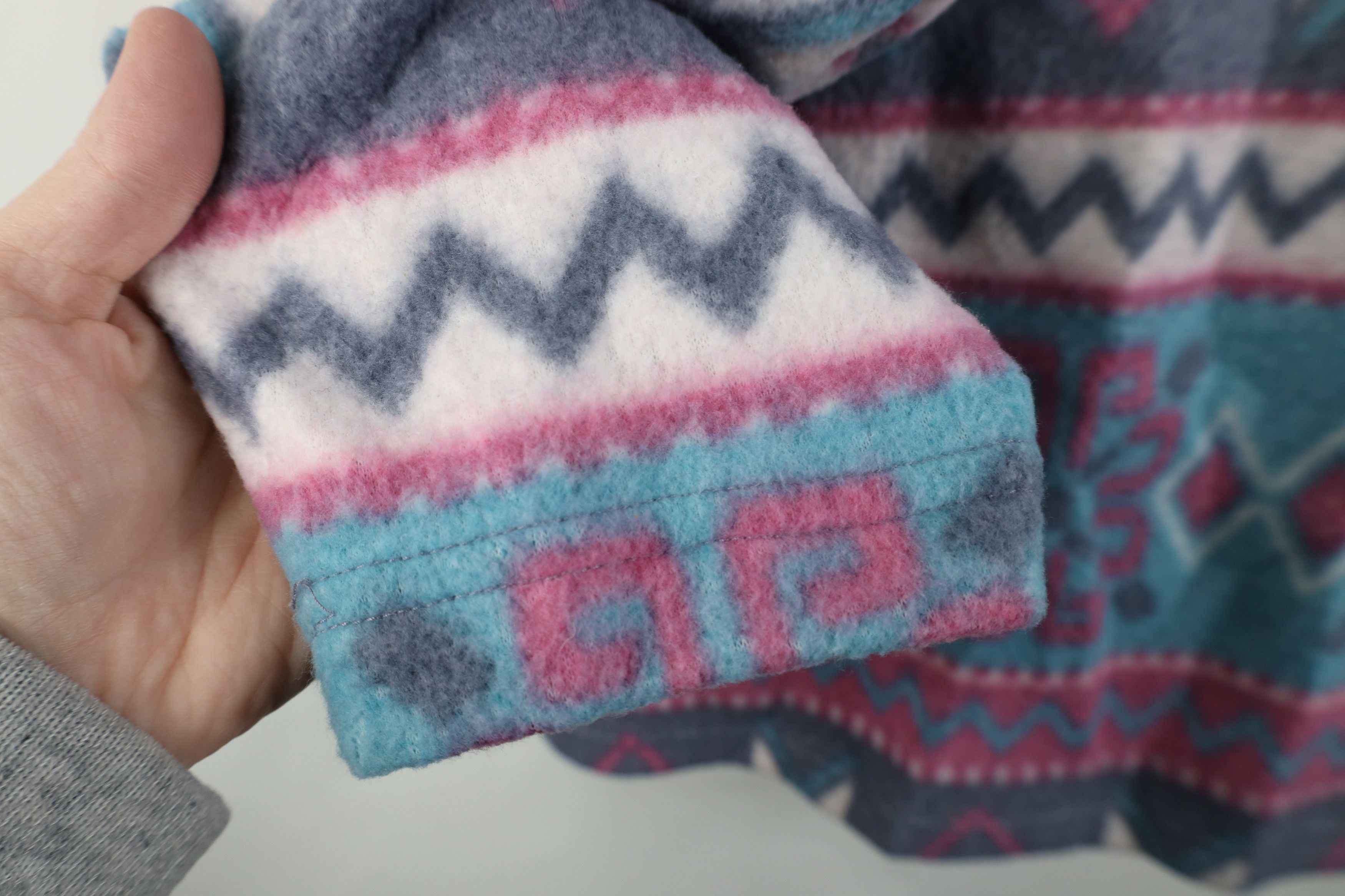 Vintage Vintage 90s Streetwear Fair Isle Fleece Mock Neck Sweater Size S / US 4 / IT 40 - 4 Thumbnail