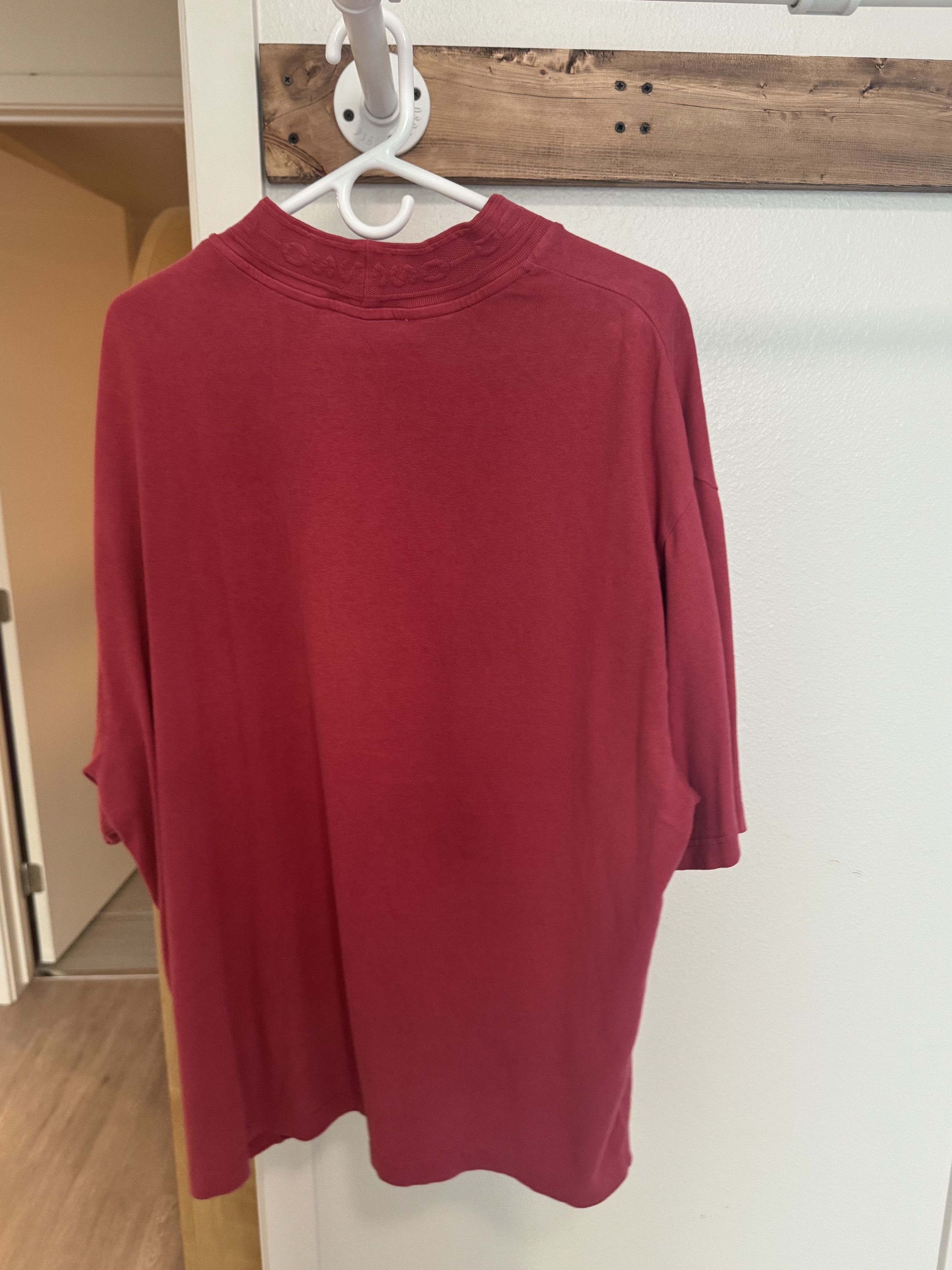 Acne Studios Acne Studios Pink Embossed T-Shirt Size US XL / EU 56 / 4 - 2 Thumbnail