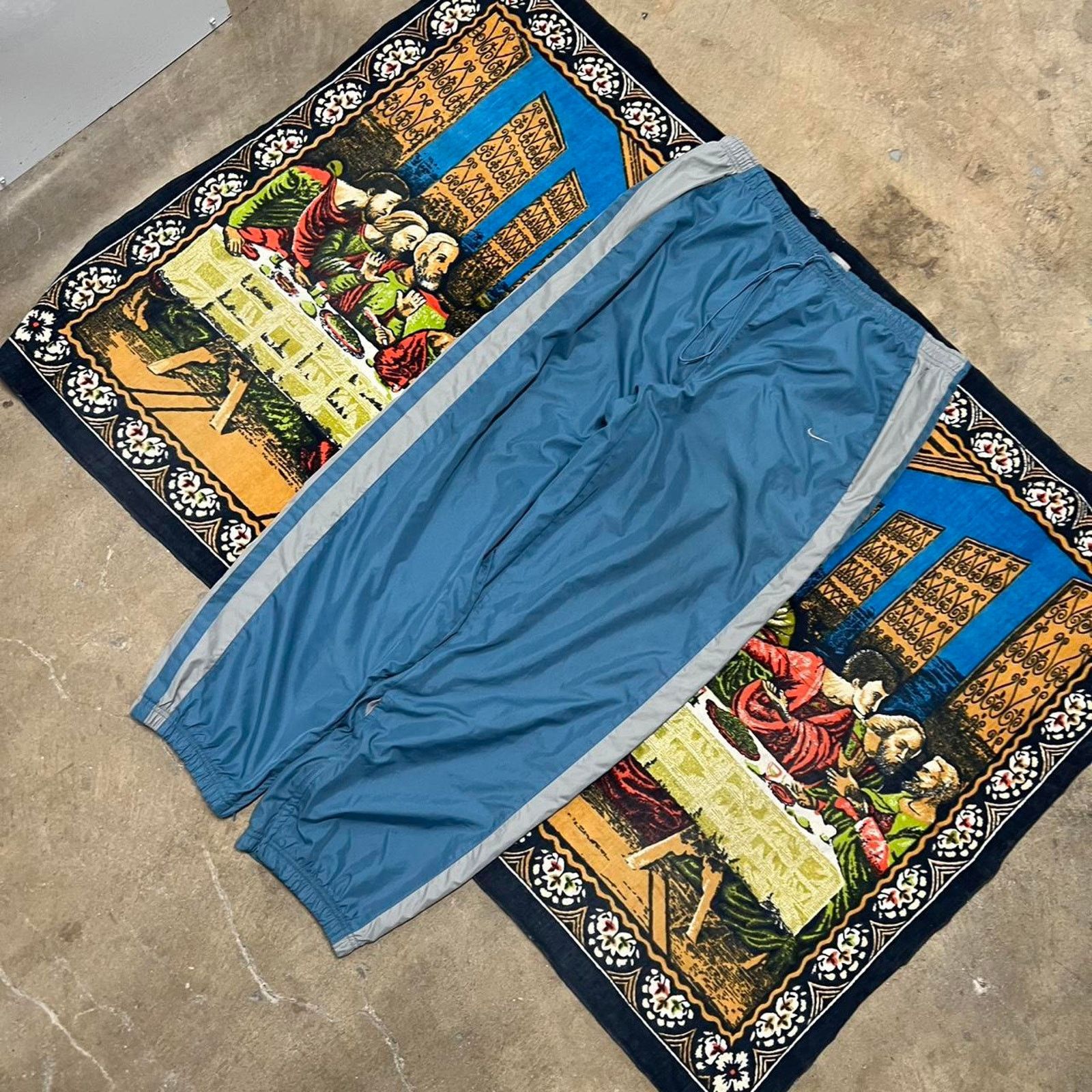 Nike Vintage Nike track pants size xl blue and grey baggy y2k Size US 26 / EU 42 - 4 Thumbnail