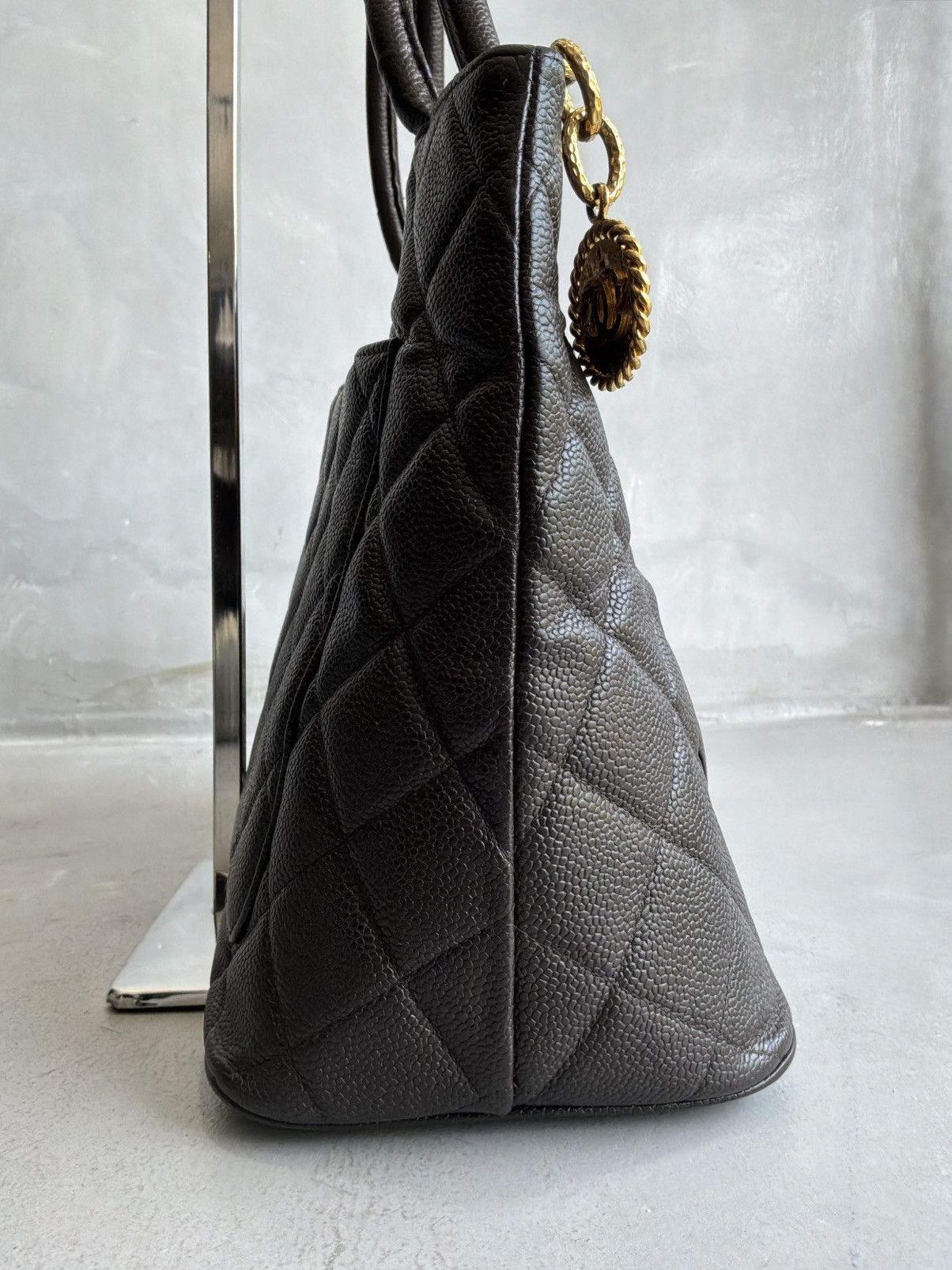 Chanel 2001 - Chanel Quilted Caviar Medallion Bag Size ONE SIZE - 9 Thumbnail