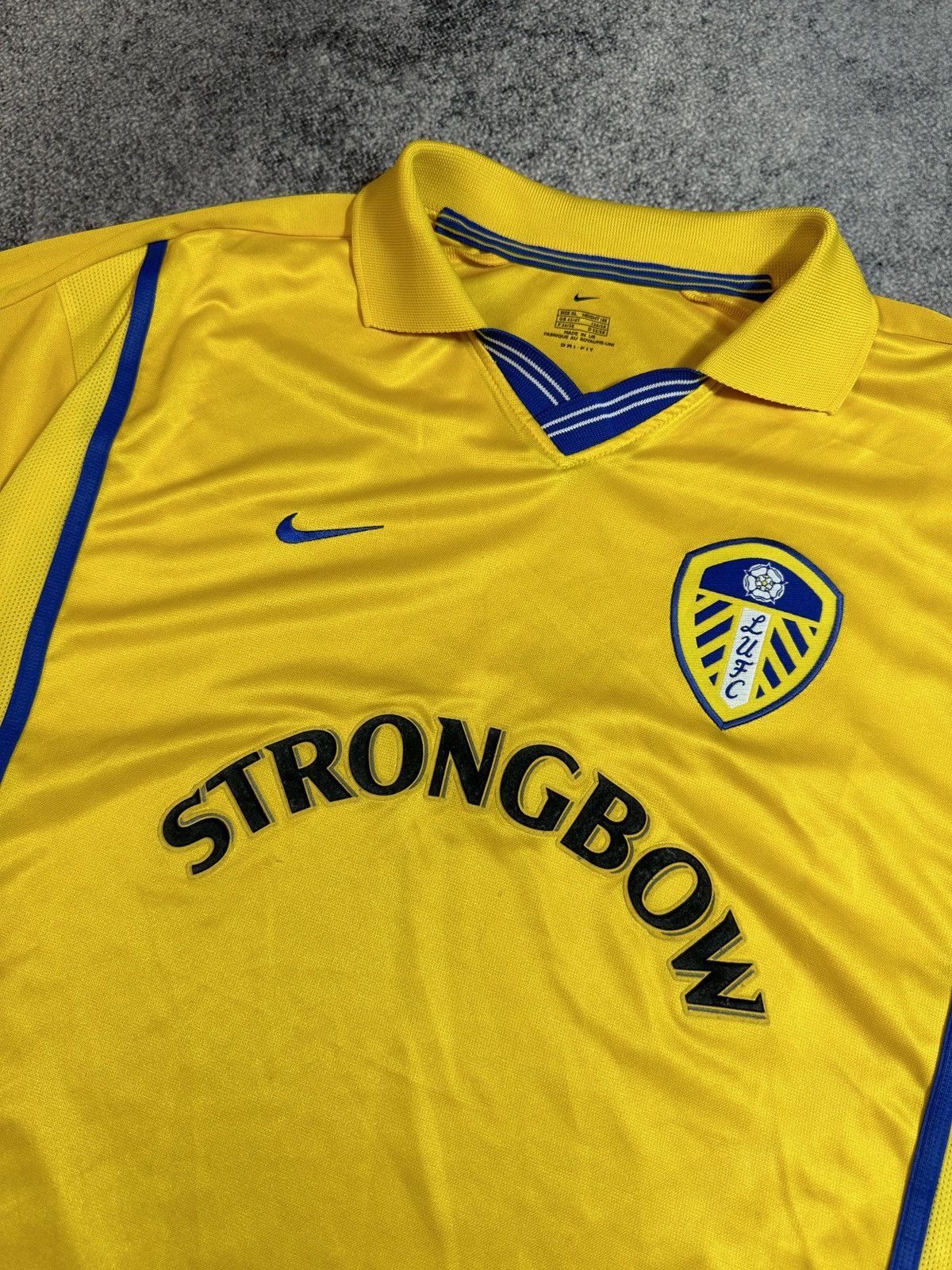 Nike × Vintage Vintage Nike Leeds United Soccer Jersey Blokecore 90s Style Size US XL / EU 56 / 4 - 2 Thumbnail