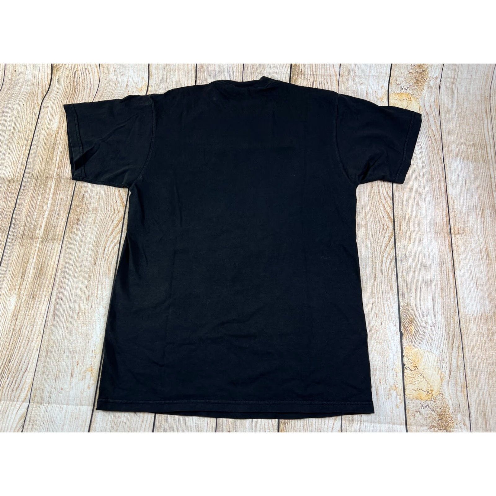 Tultex VINTAGE Tultex Alaska Wolf T Shirt Black 90s Graphic Print Men M Short Sleeve Wolf Grey Size Medium Size US M / EU 48-50 / 2 - 2 Thumbnail