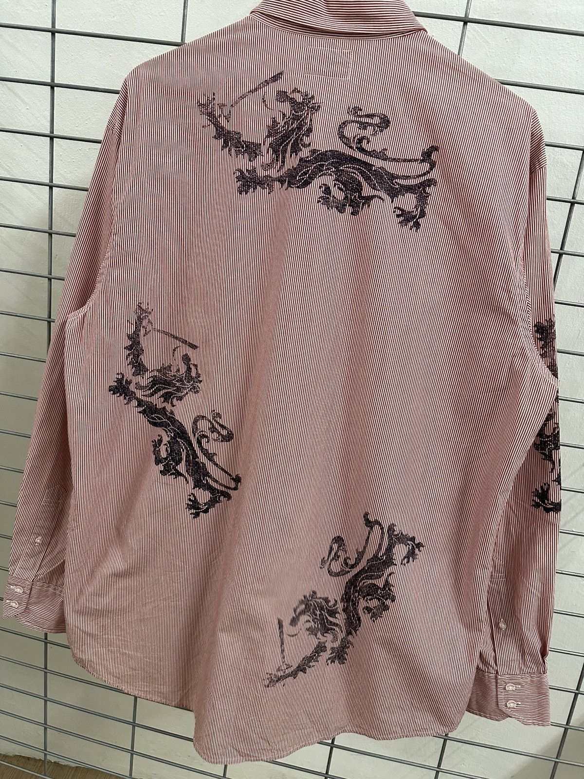 Tommy Hilfiger Rare Beautiful Tommy Hilfiger Dragon Design Hickory Shirt Size US XL / EU 56 / 4 - 17 Thumbnail