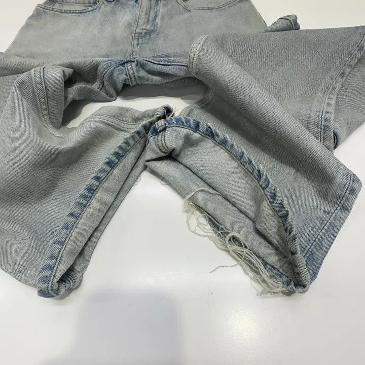 Balenciaga Balenciaga FW23 Distressed Flared Denim Jeans 0079-2507 Size US 26 / EU 42 - 9 Thumbnail