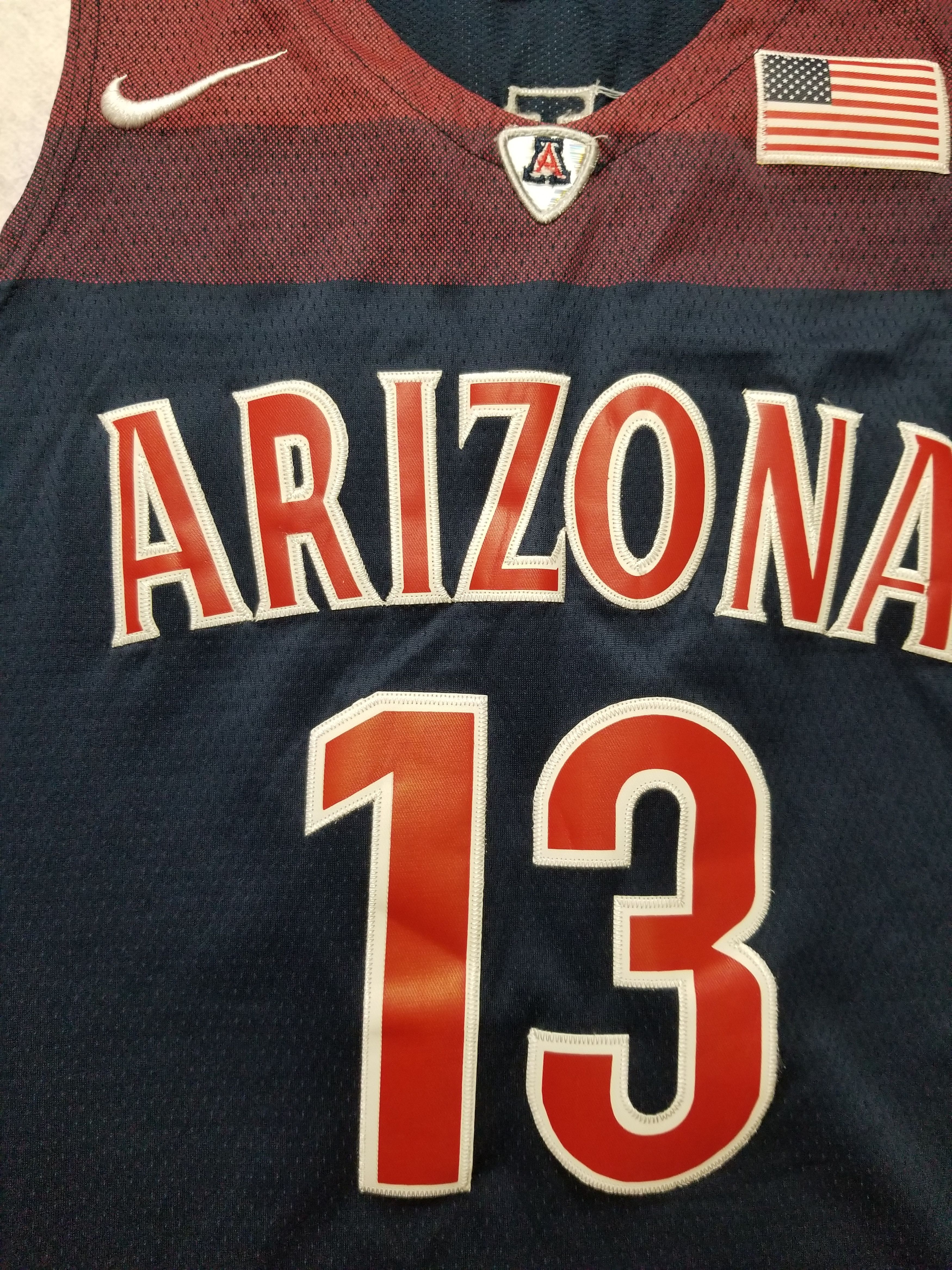 Nike NCAA ARIZONA WILDCATS #13 DEANDRE AYTON COLLEGE NBA JERSEY Size US S / EU 44-46 / 1 - 12 Thumbnail