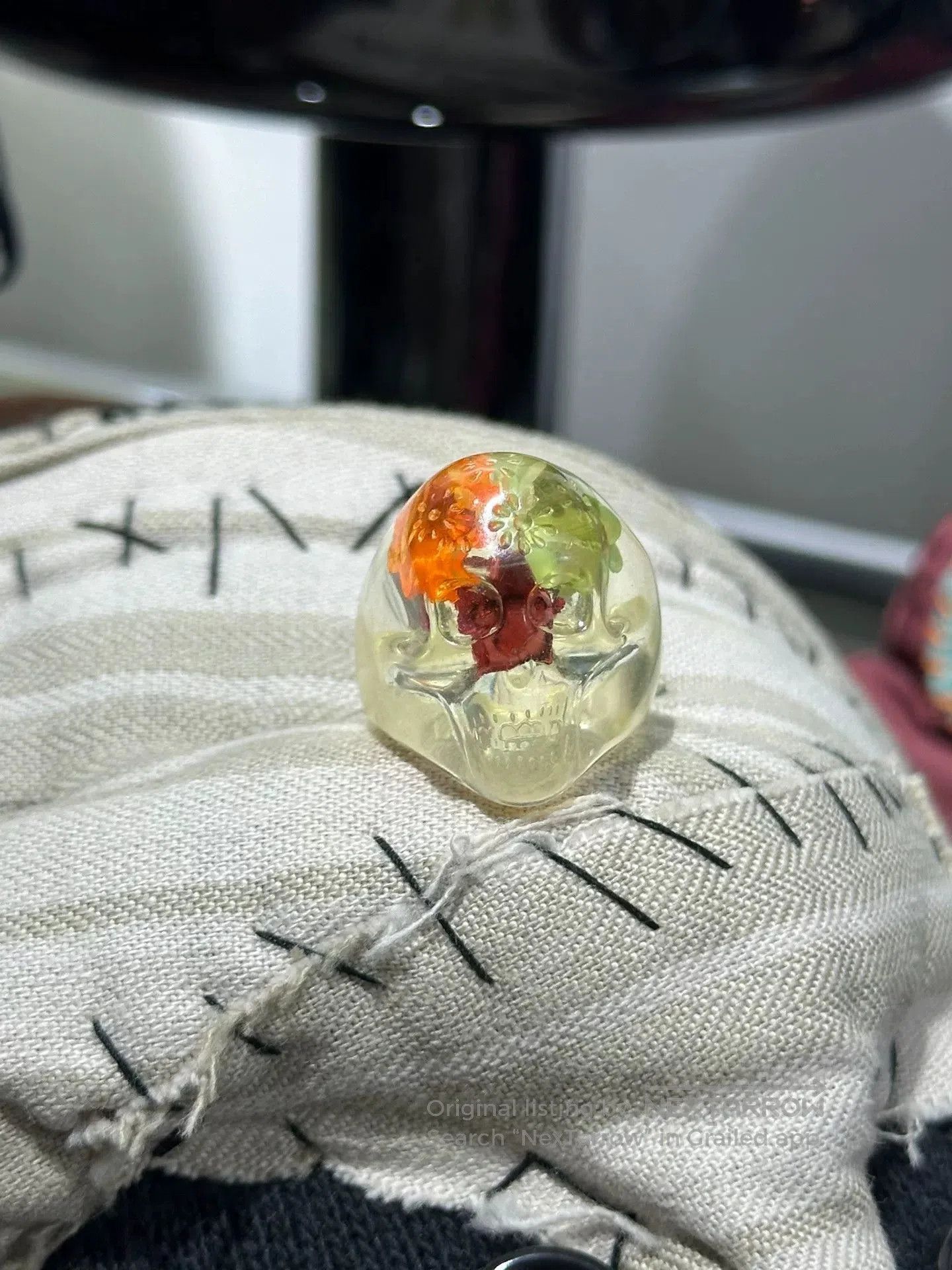 Comme des Garcons beautiful resin skull ring 15号. Size ONE SIZE - 6 Thumbnail