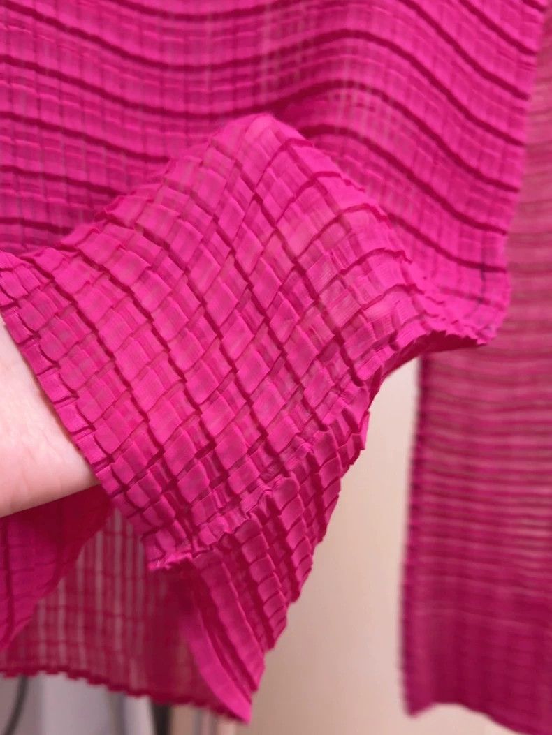 Issey Miyake issey miyake Rose red high collar and long sleeves Size M / US 6-8 / IT 42-44 - 6 Thumbnail