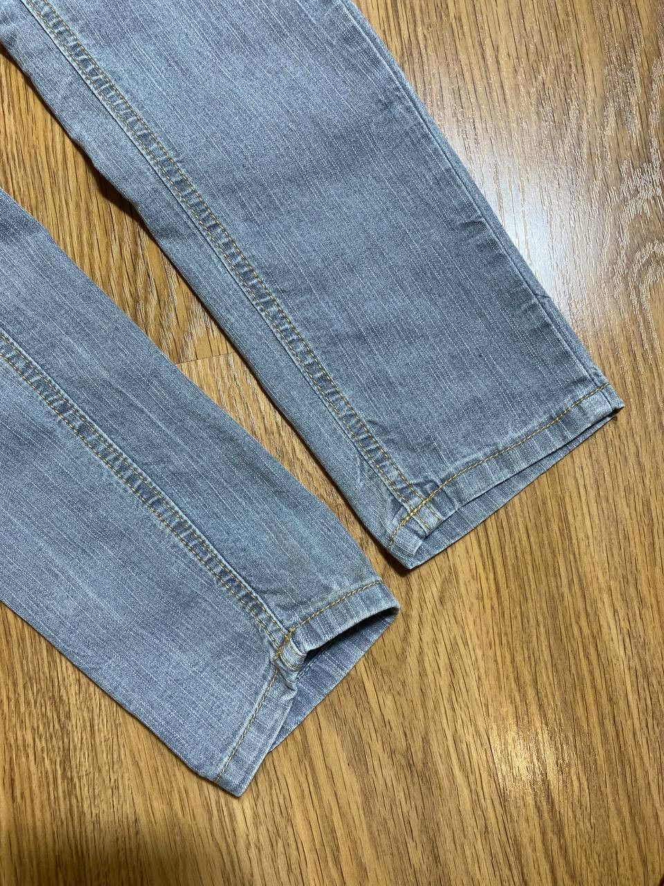 Calvin Klein × Vintage Vintage Y2K Light Wash Calvin Klein Essential Denim Jeans! Size US 26 / EU 42 - 17 Thumbnail