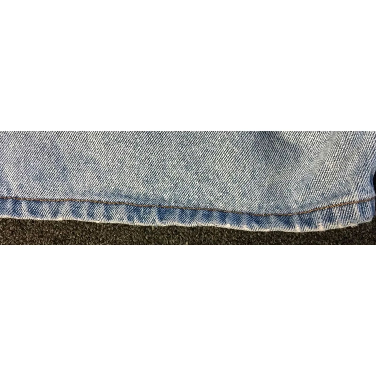 Levi's VINTAGE Levi's 550 Faded Jean Shorts 31 Baggy Relaxed Hip Hop Grunge Skate 90s Y2K Men Blue Denim Shorts Jeans 31 Mens Size US 31 - 5 Thumbnail