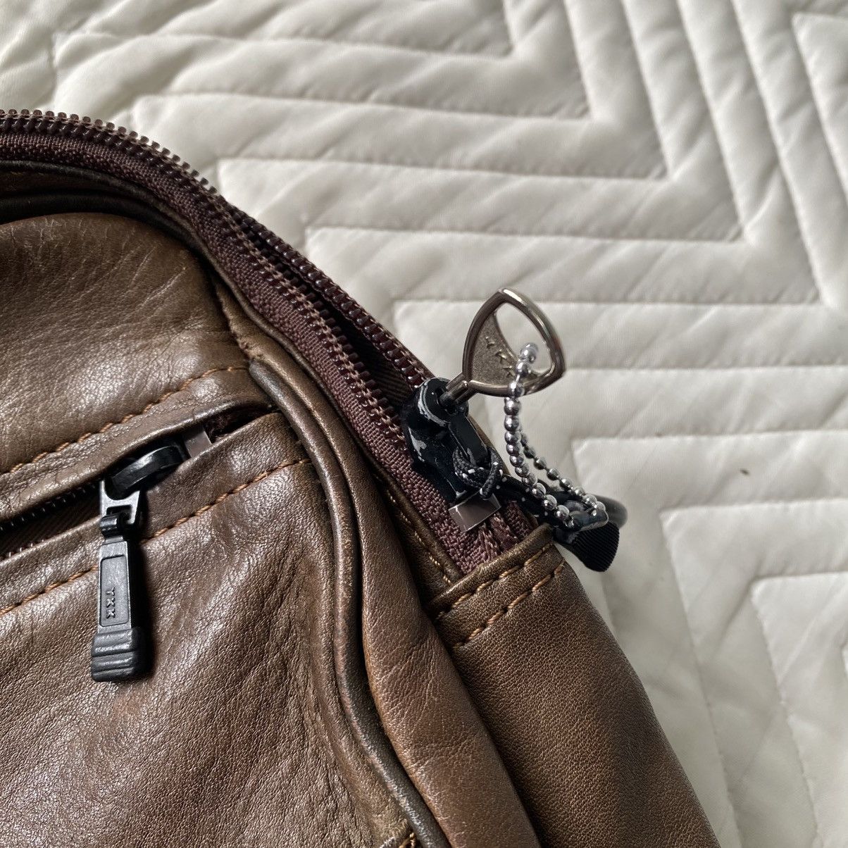 Genuine Leather Genuine Cowhide Leather Sling Bang By Truster Size ONE SIZE - 12 Thumbnail