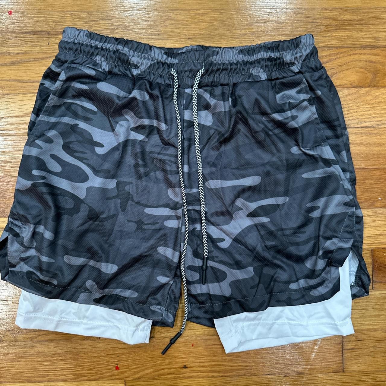 Other Camoflage Workout Shorts Size US 30 / EU 46 - 1 Thumbnail