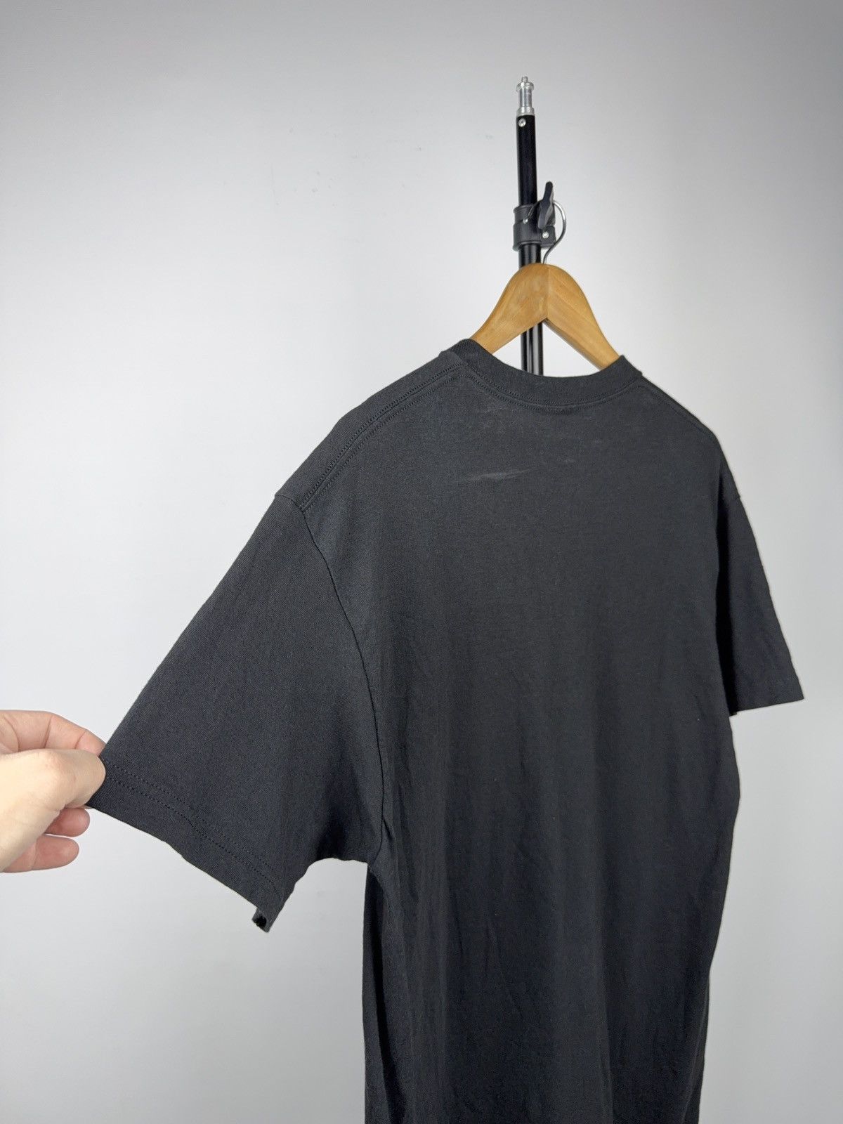 Vintage 00s Angry Birds Game “Smashed” Pigs Graphic Tee Black L Size US L / EU 52-54 / 3 - 12 Thumbnail