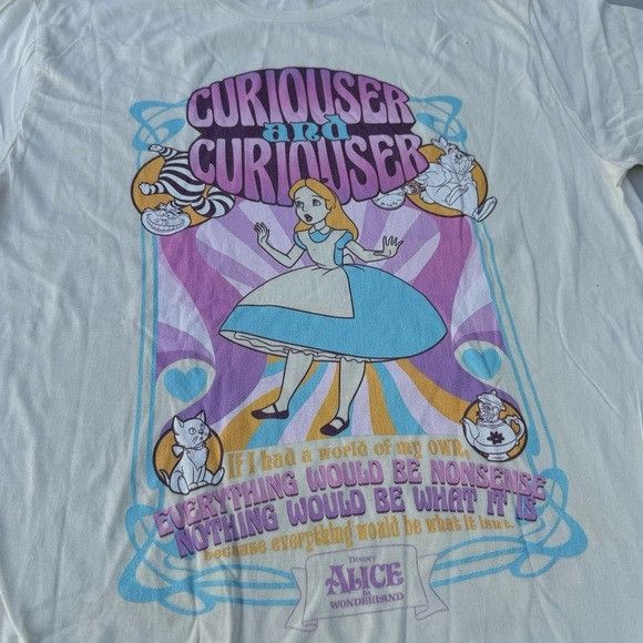 Disney New Alice in Wonderland Curiouser and Curiouser Graphic Tee Size US L / EU 52-54 / 3 - 3 Thumbnail