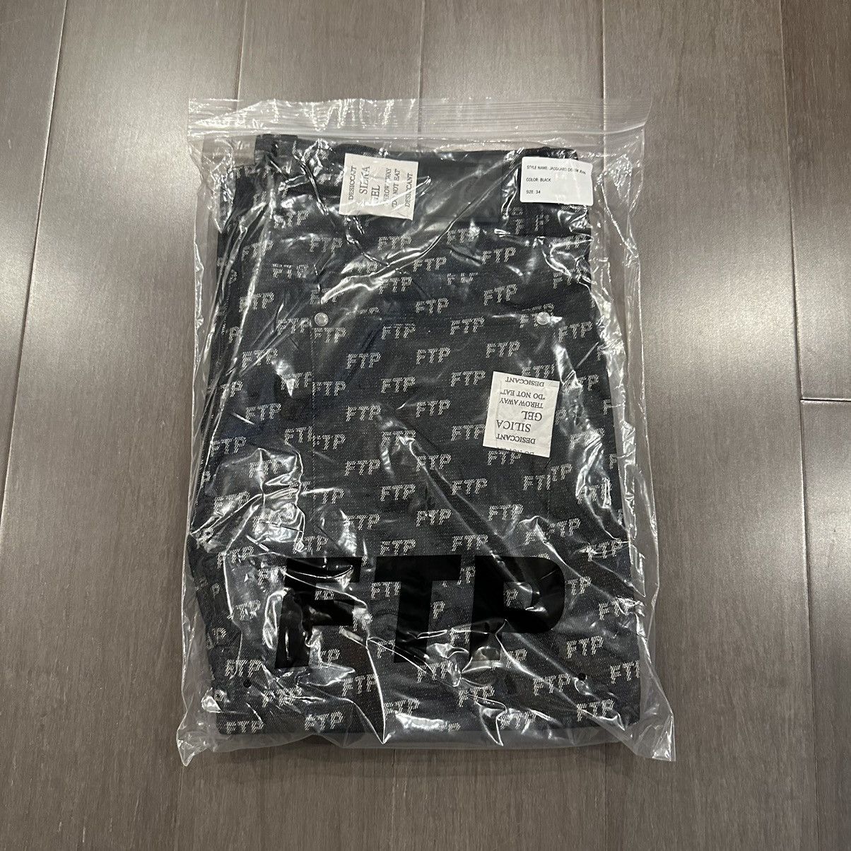 Fuck The Population FTP Jacquard Denim Logo Jeans Black Size US 34 / EU 50 - 1 Thumbnail
