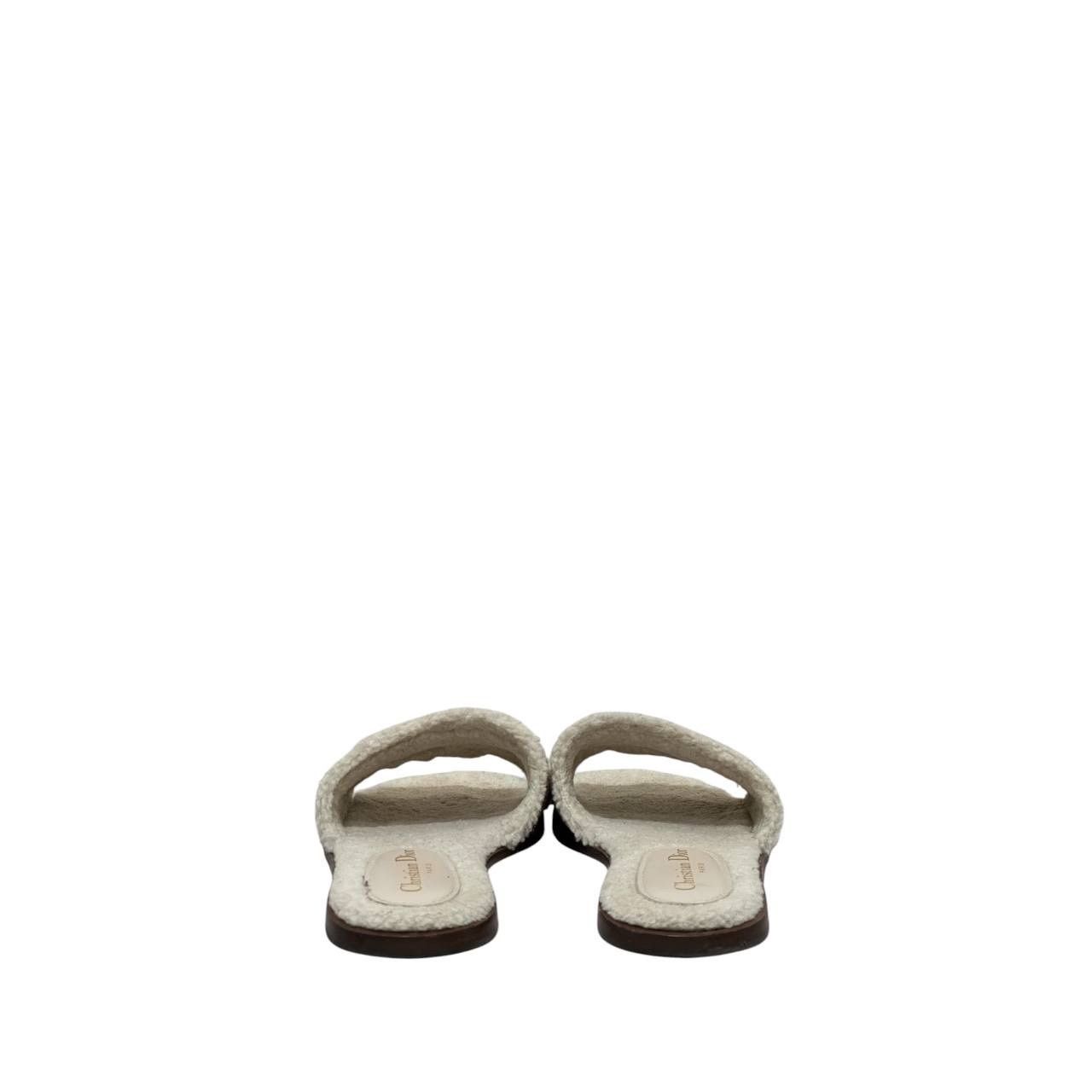 Dior Christian Dior Dway Beige Suede Shearling Flat Sandals 37 Size US 6 / IT 36 - 5 Thumbnail