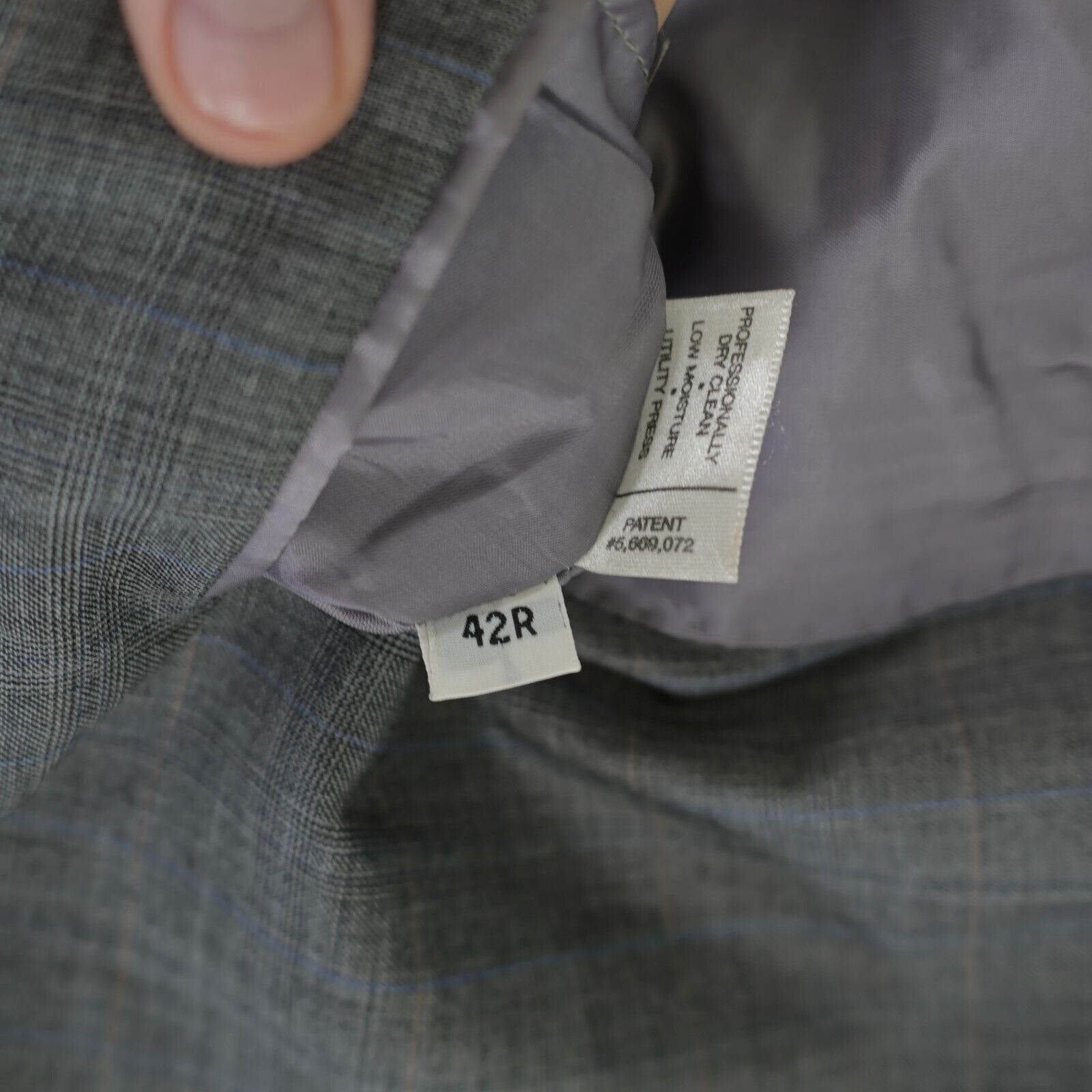 Hart Schaffner Marx Hart Schaffner Marx Gold Trumpeter Wool Gray Plaid W/ Blue W Size 42L - 14 Thumbnail