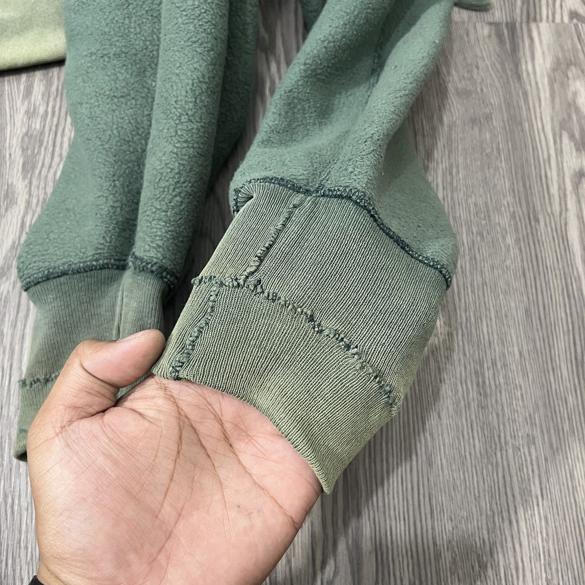Japanese Brand Crazy SunFaded Champion Reverse Weave Basic Logo Hodie Size US L / EU 52-54 / 3 - 23 Thumbnail