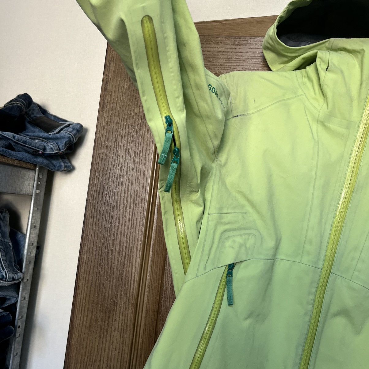Arc'teryx Vintage Arc’teryx Gore Tex Recco Jacket Size US S / EU 44-46 / 1 - 9 Thumbnail